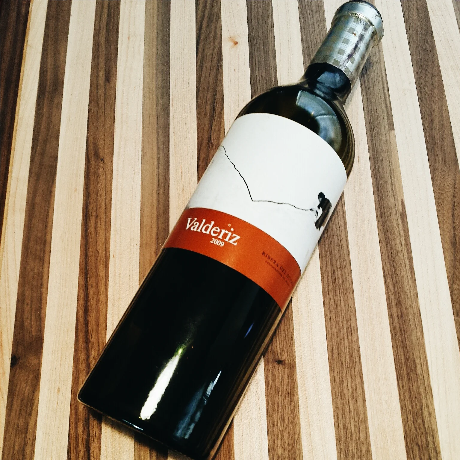 Wine Wednesday Review of Bodegas Valderiz 2009 Cosecha from Ribera Del Duero