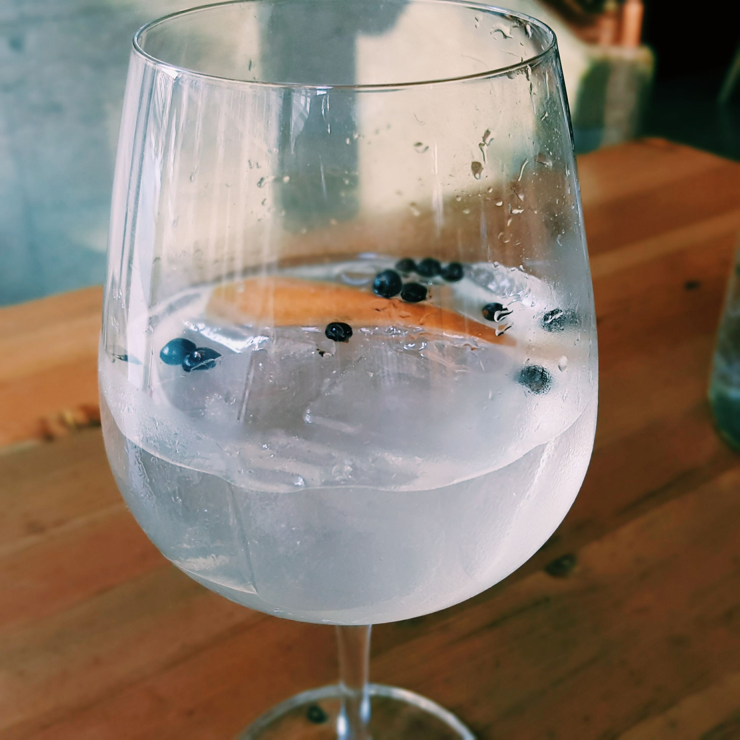 Gin and Tonic with Juniper Berries