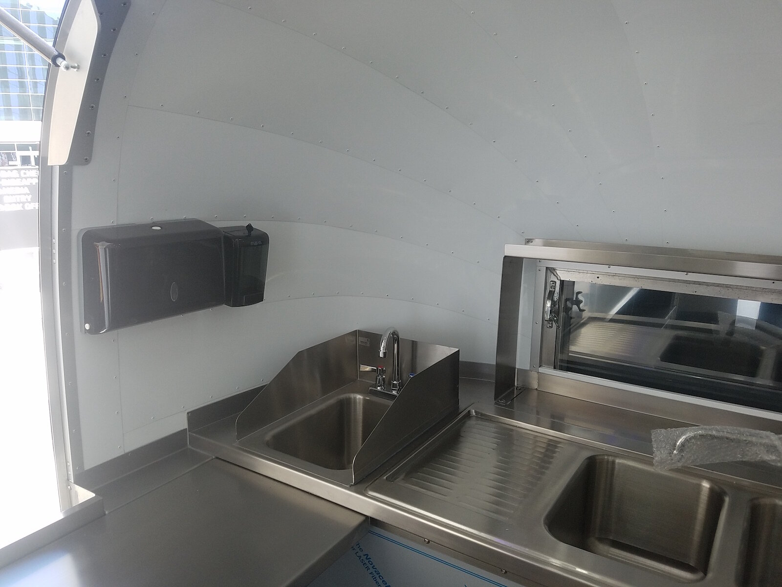 Gotts custom airstream 28.jpg