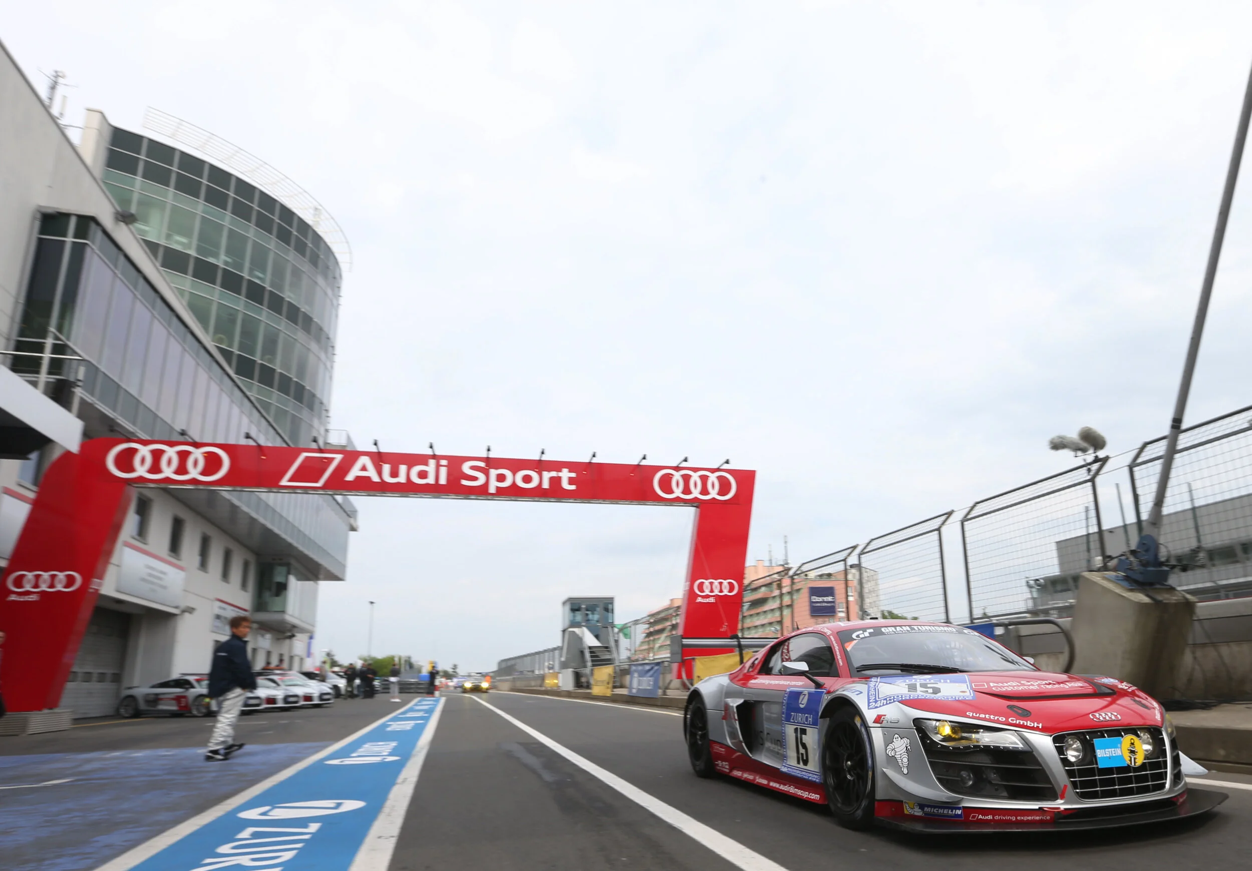Solid Debut For Shaun Thong At The 24 Hours of Nurburgring
