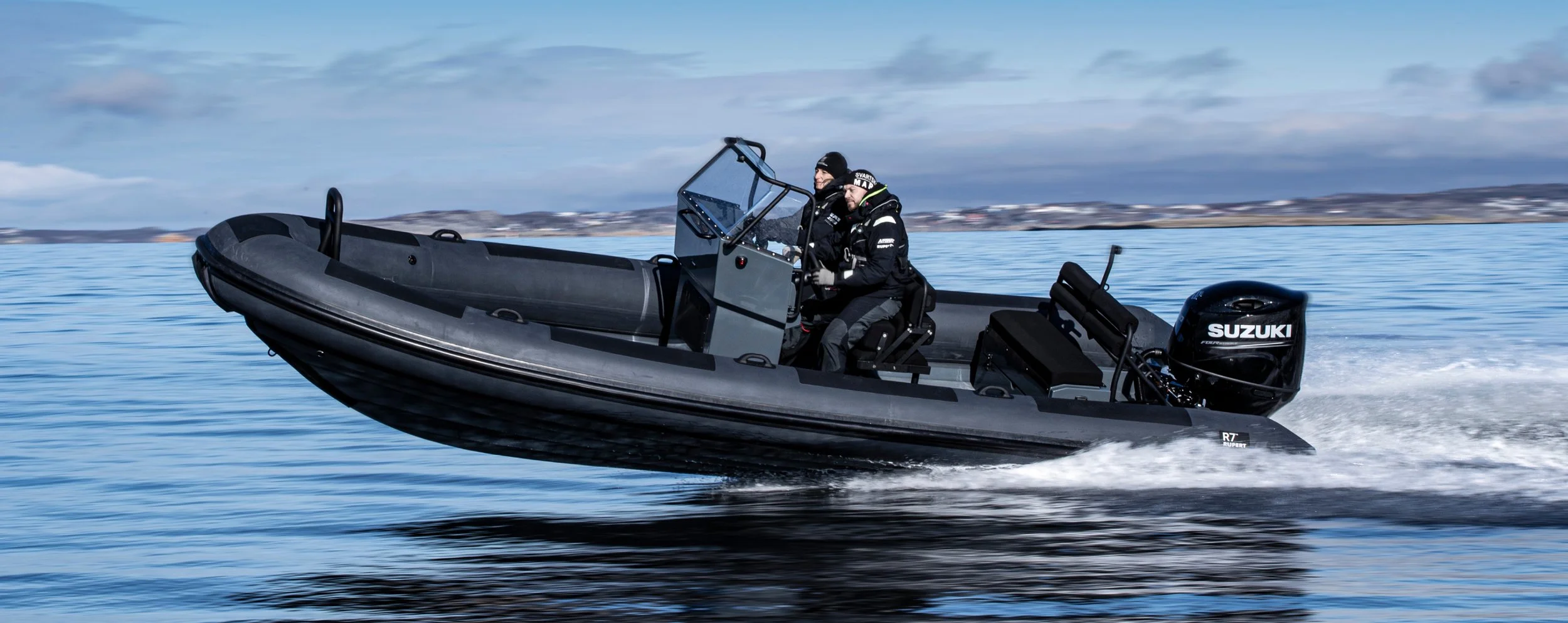 R7 Banner View Side.jpg