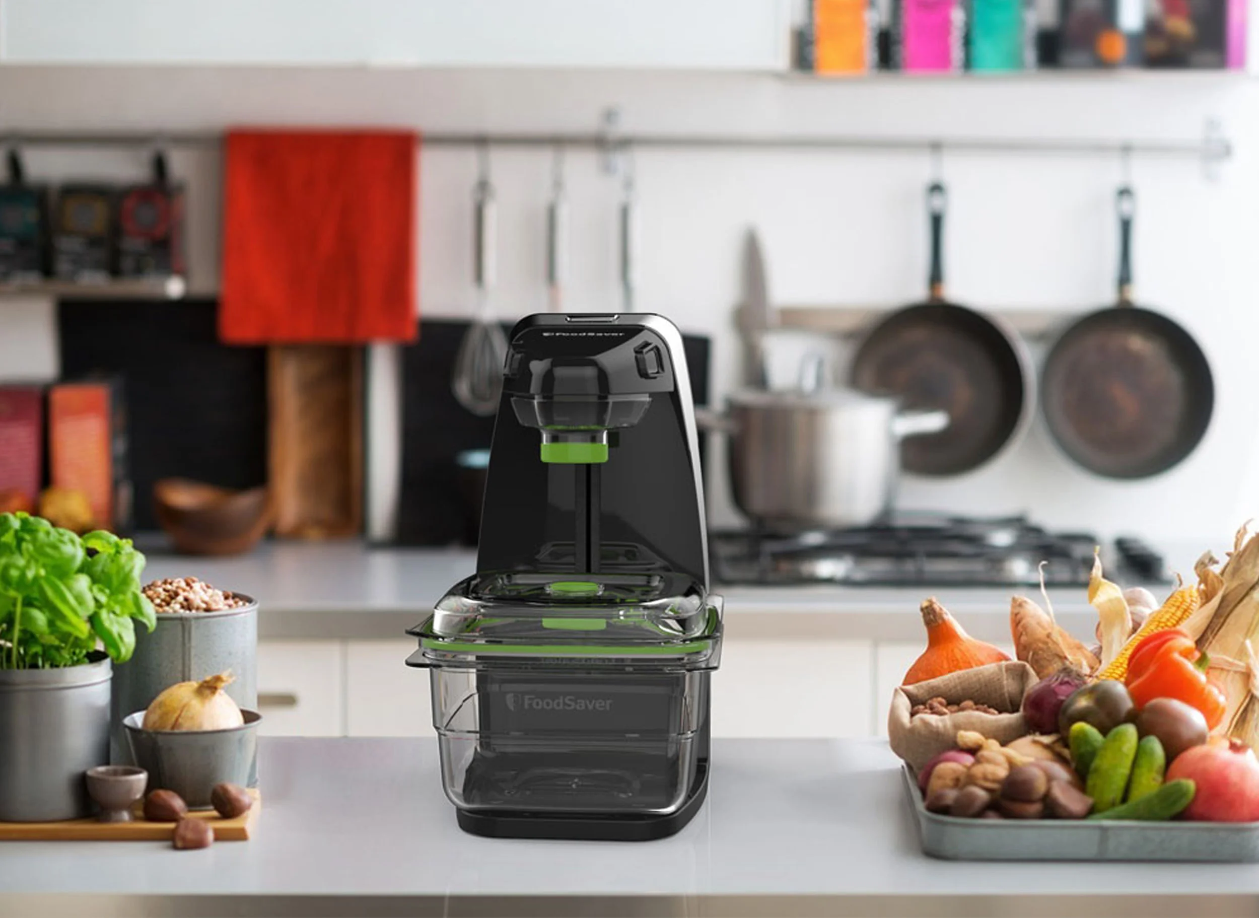  The small foot print takes up less counter space in the kitchen compared to bulkier vacuum sealers.     