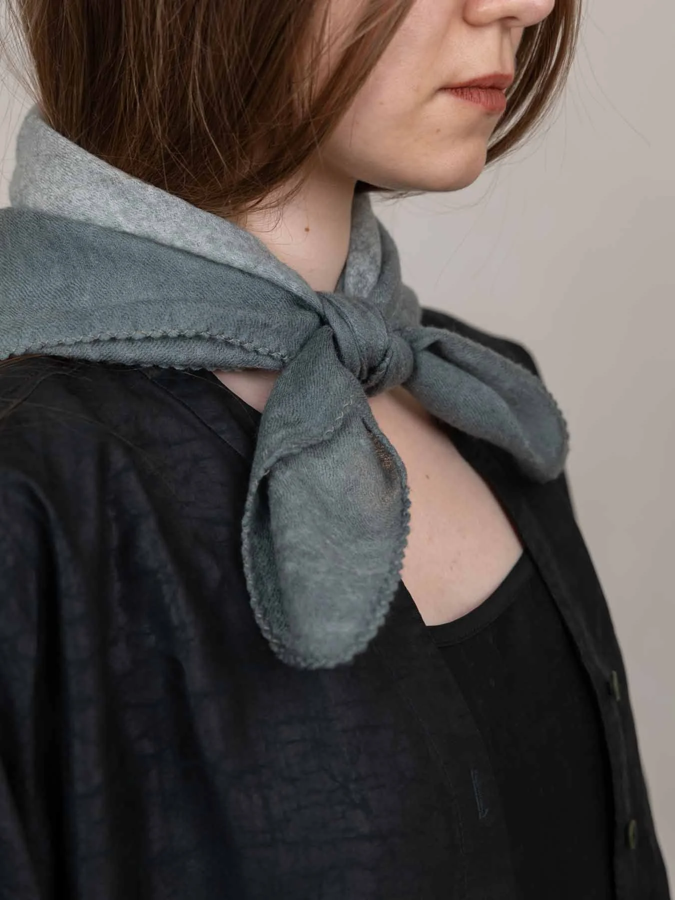 MUSE CASHMERE FOULARD - SAGE