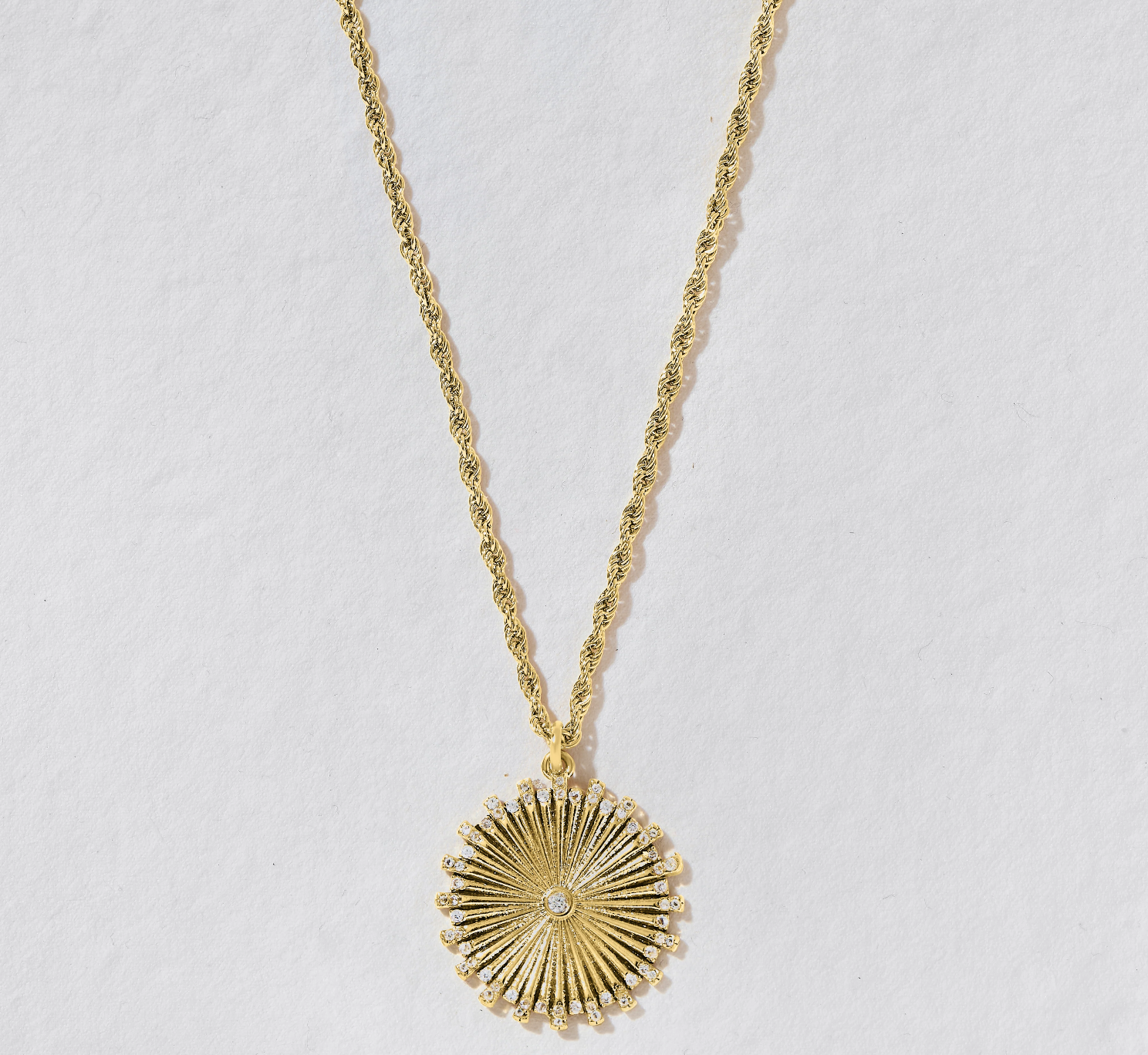 LUMINOS PENDANT NECKLACE