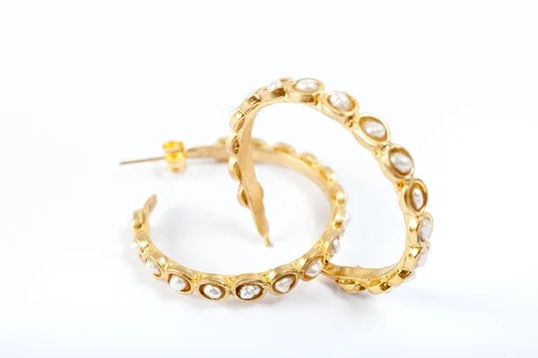Pearl Loop Earrings in Gold £50.00