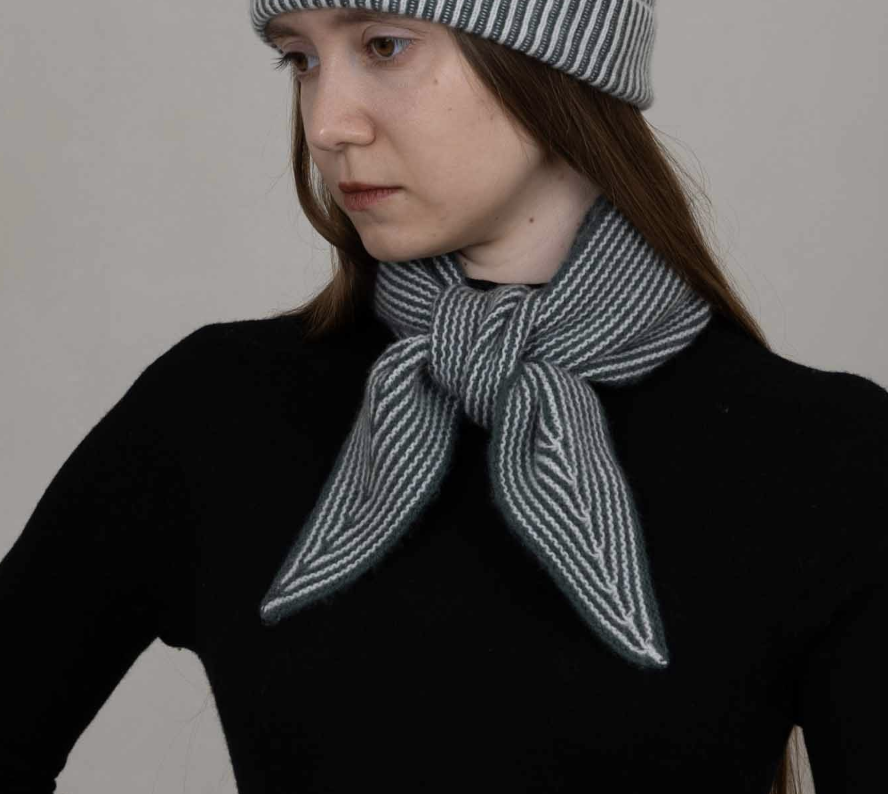 SAILOR CASHMERE RIB NECK SCARF GREEN