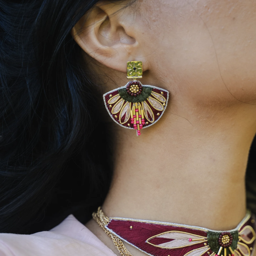 APEX EARRINGS - BURGUNDY