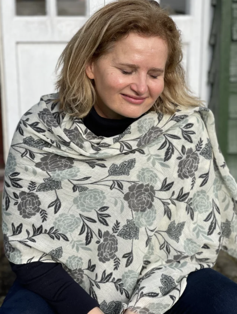 NIGHT TRAIN FLORAL WOOL SCARF