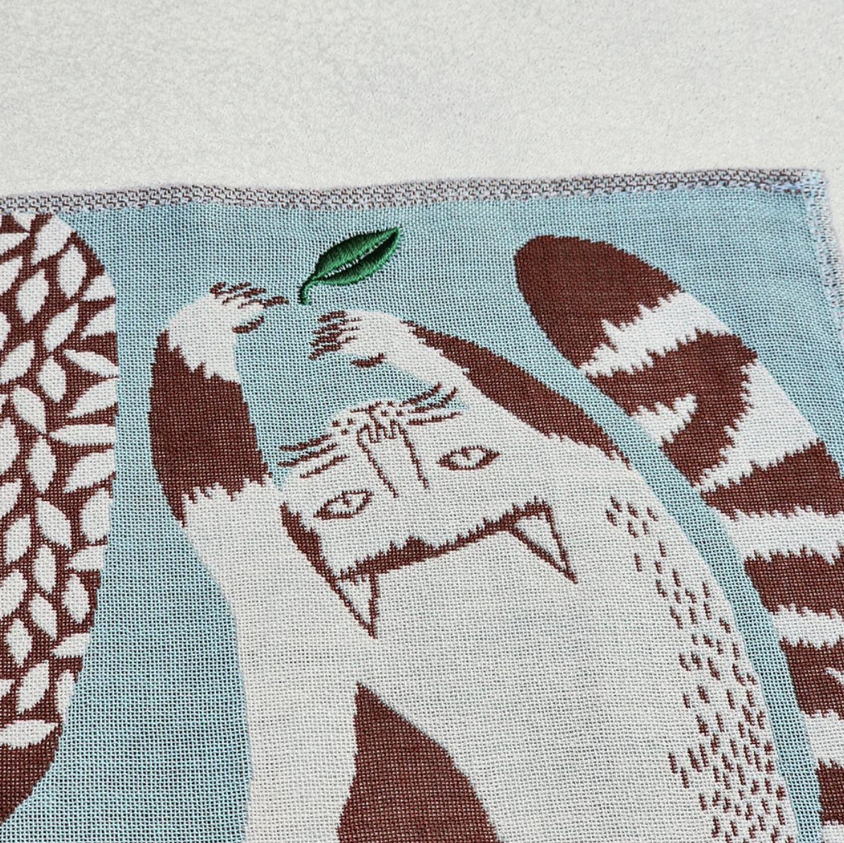 GAUZE HANDKERCHIEF BLUE CAT