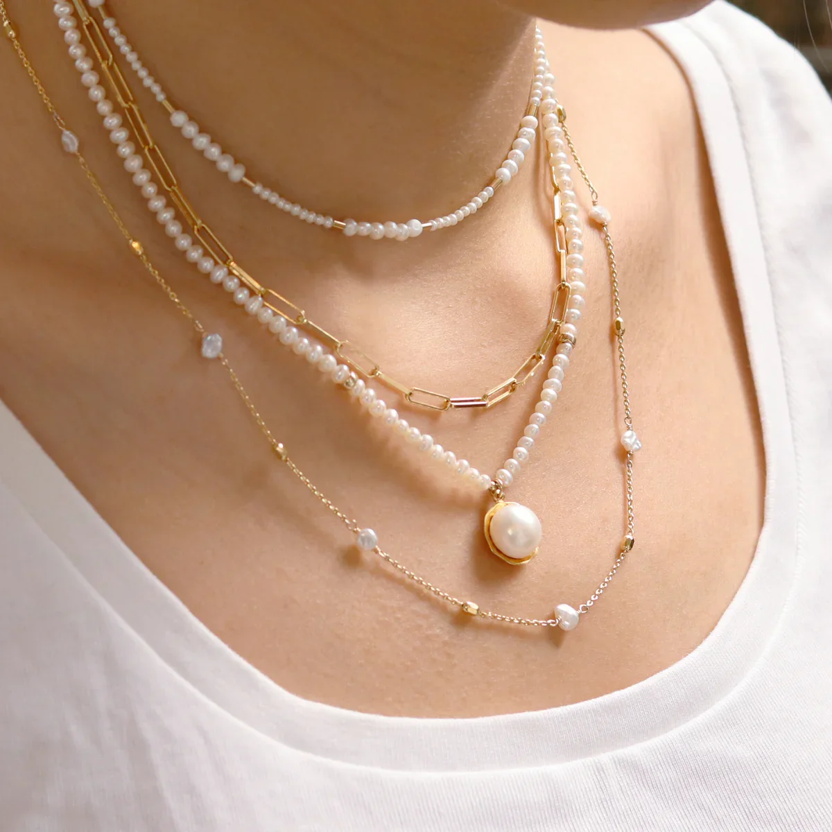 White Pearl and Satellite chain Necklace