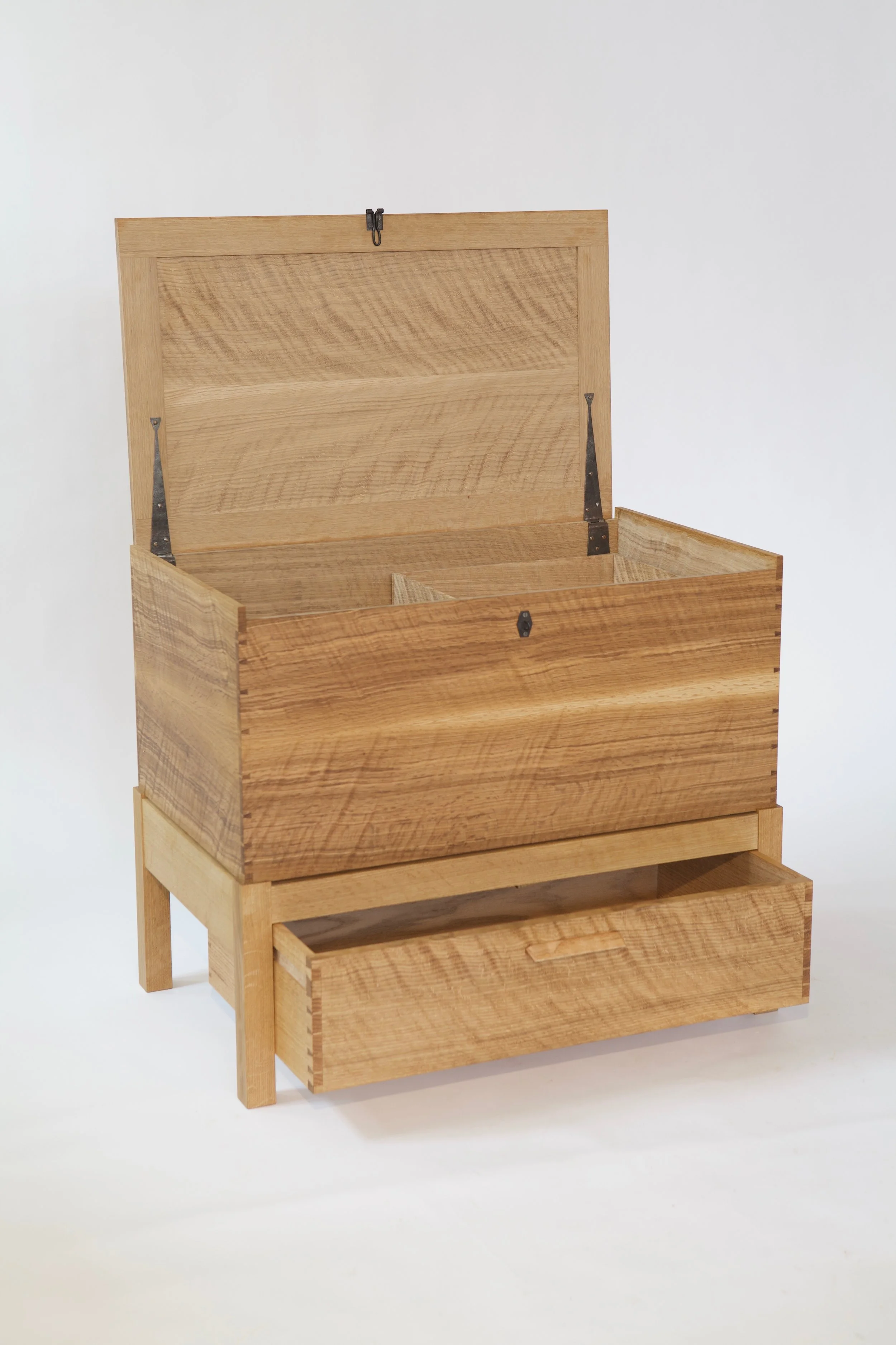  This Oak Dressing Chest is built with curly white oak and white cedar drawer bottoms and finished with Allback linseed oil wax. 