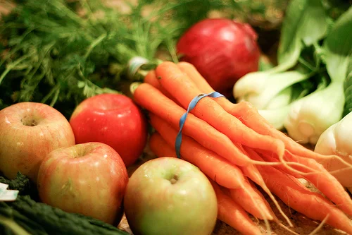 Six Fresh Storage Tips for Popular Fruits and Vegetables