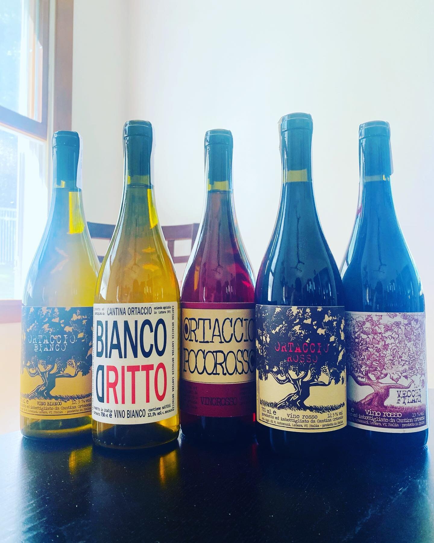 Simply put, these are wines with purpose. 
.
.
.
@cantinaortaccio 
.
.
#lagodibolsena