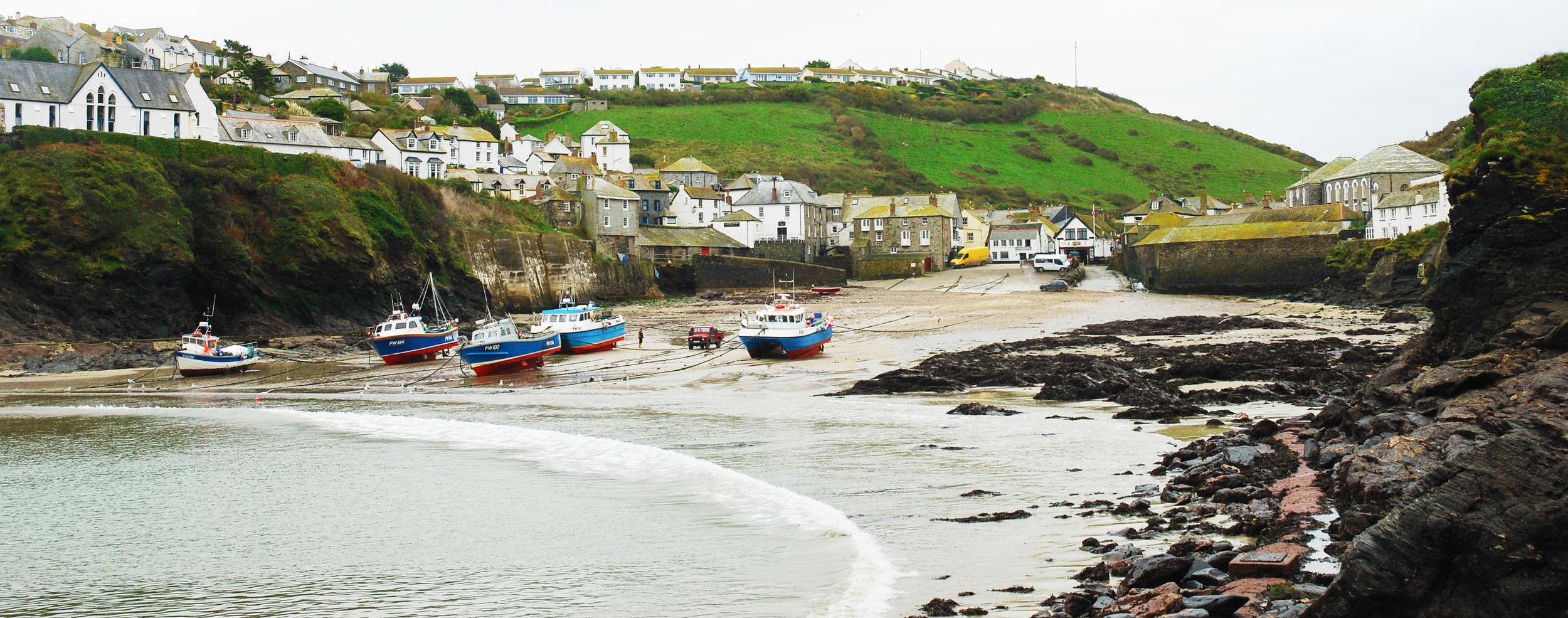 Port Isaac harbour rocks