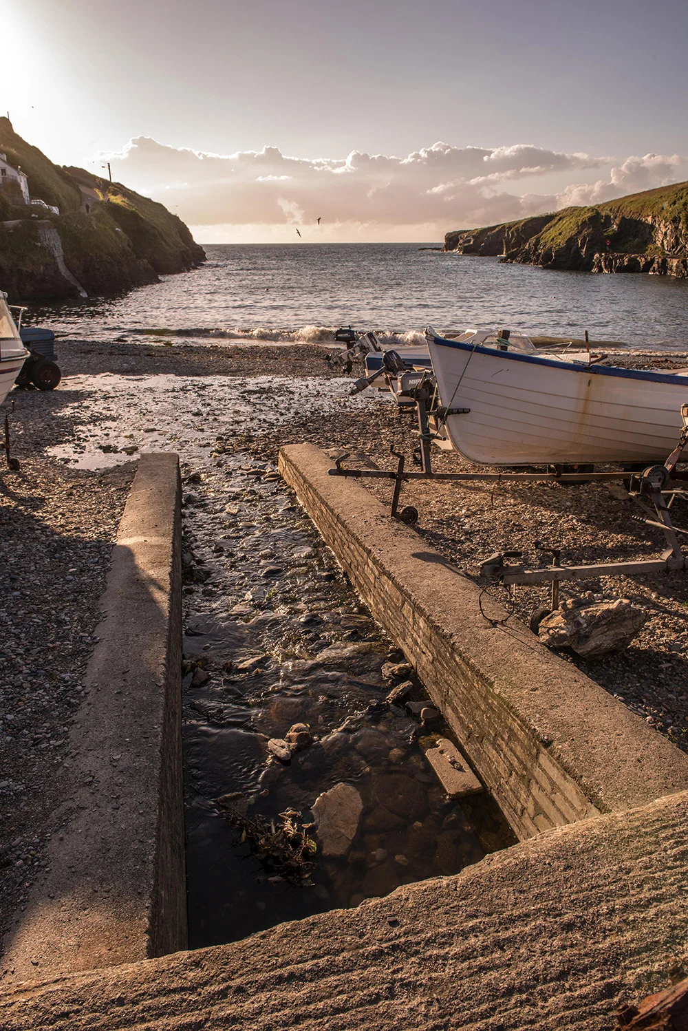 Port Gaverne stream. Photo courtesy of Mark Burley (www.markburley.co.uk)