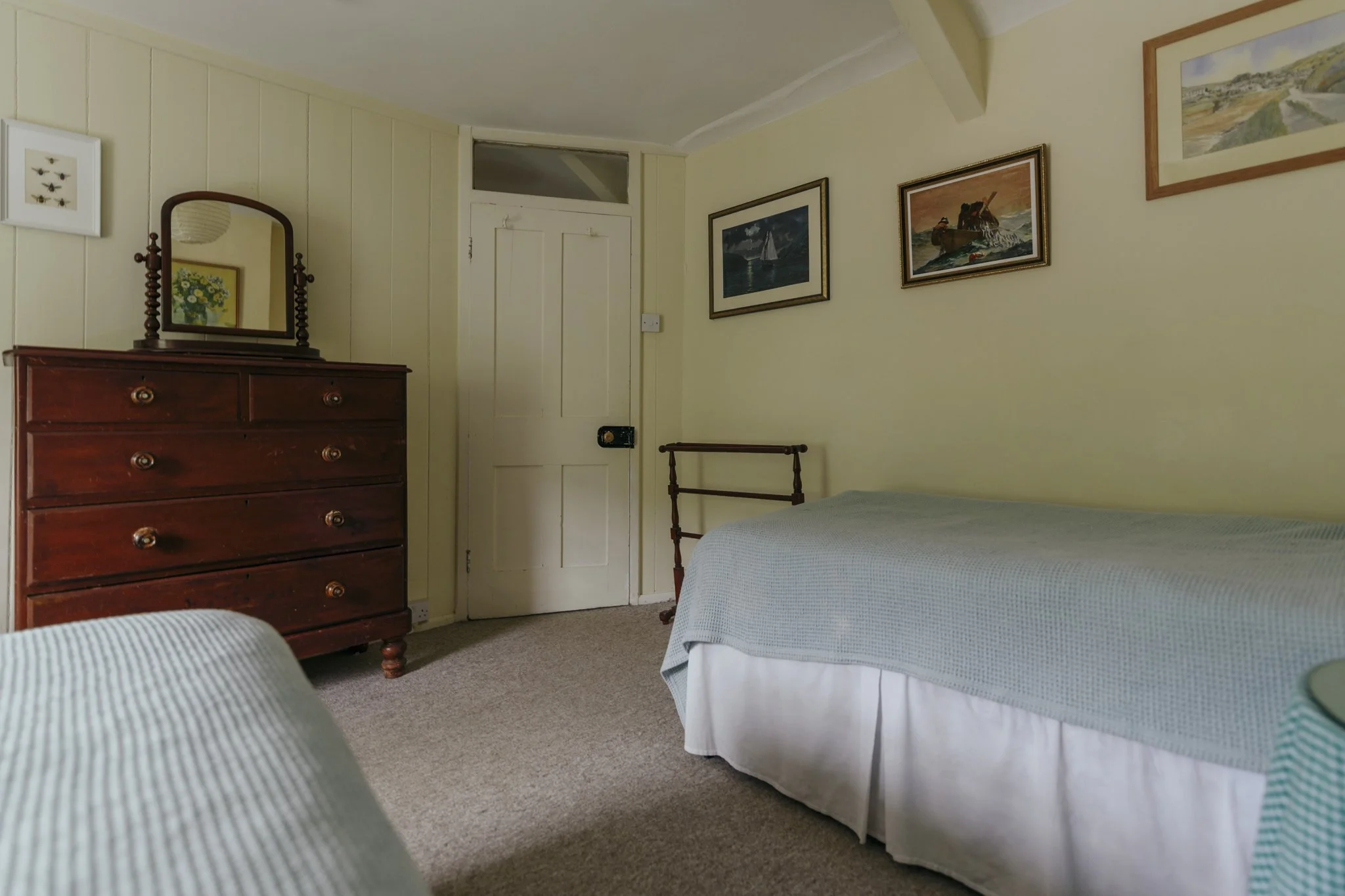 Upstairs Bedroom 2