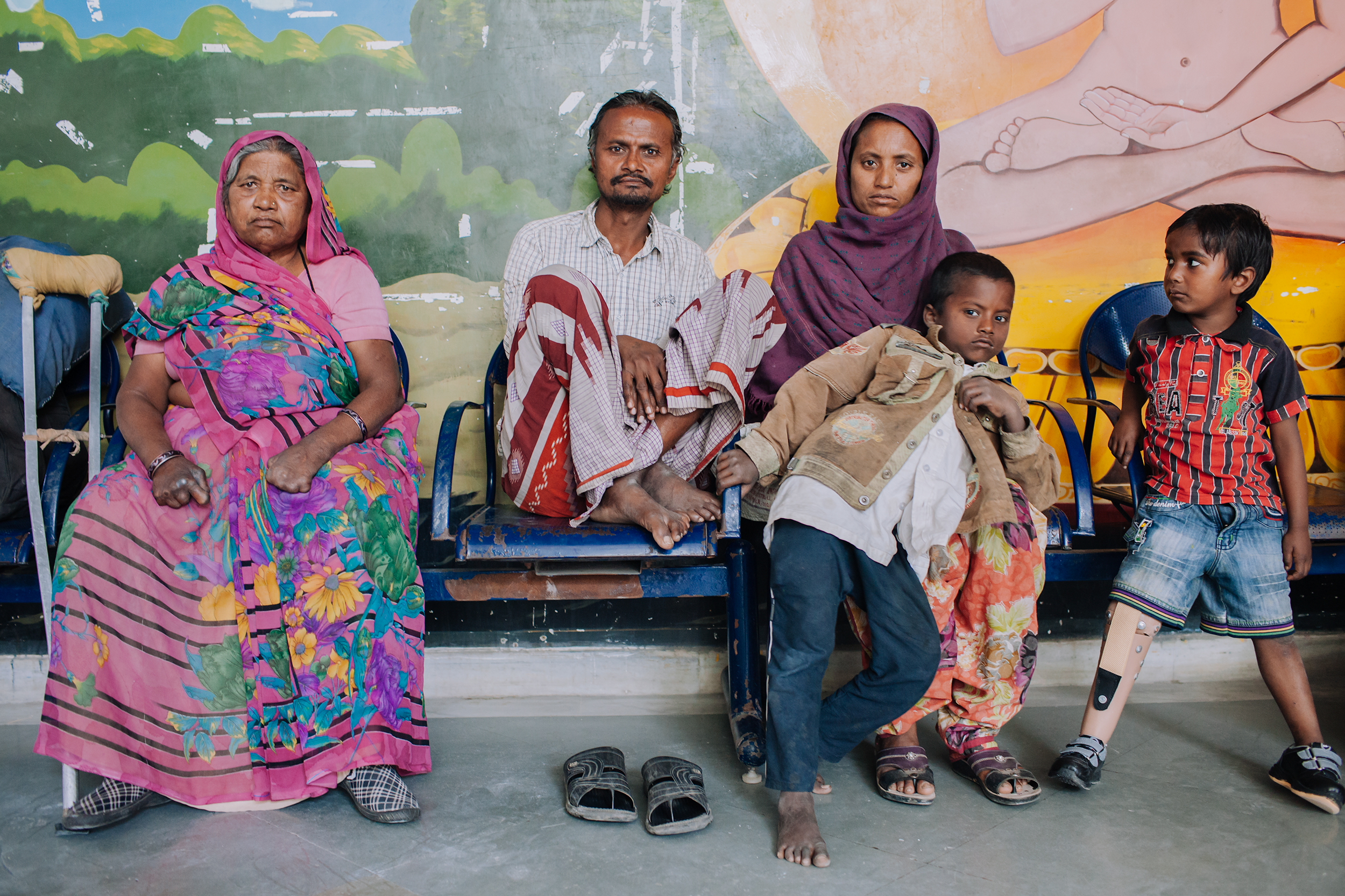 The organization’s structure and assembly-line approach to prosthetic limb fitting, helps BMVSS fit an average of 50 patients daily. Most patients return home in one to three days. If the procedure requires more time, the patient can stay at the center at the expense of the BMVSS until the fitment is complete.
