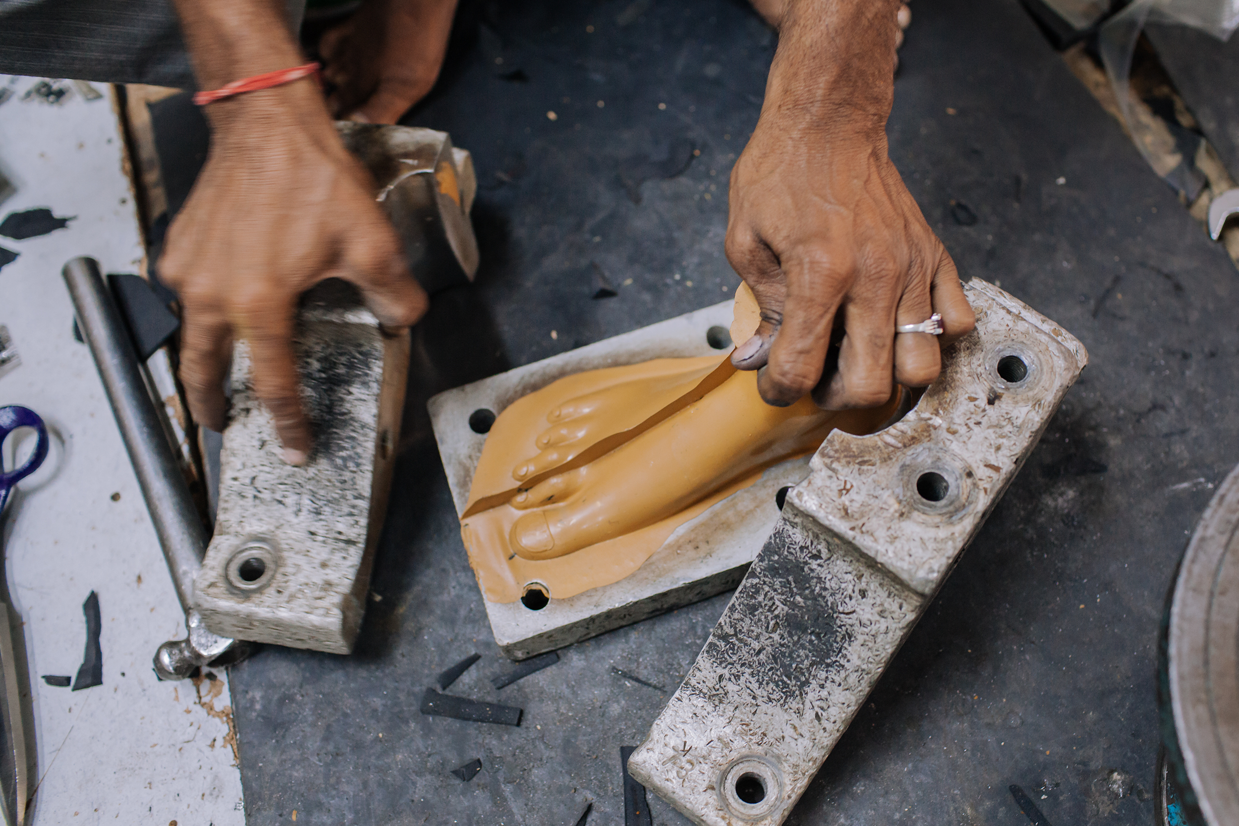 The Jaipur Foot has a lot of international recognition as it found use among landmine and war victims. While an artificial limb can cost several thousands of dollars in the US, the Jaipur Foot costs only $30 in India.