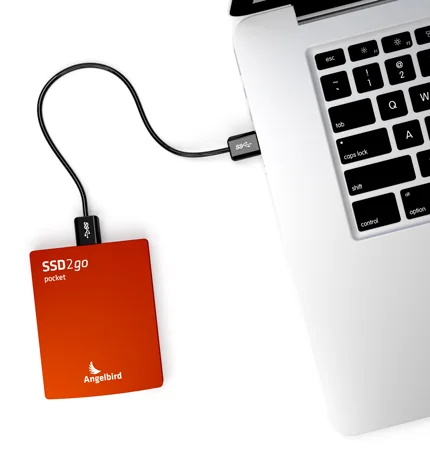 The USB3 cable has a much tighter fit than regular USB3 cables which adds an extra protection against accidental data loss or Lightroom catalog corruption, caused by inadvertently pulling the cable out of the USB port.