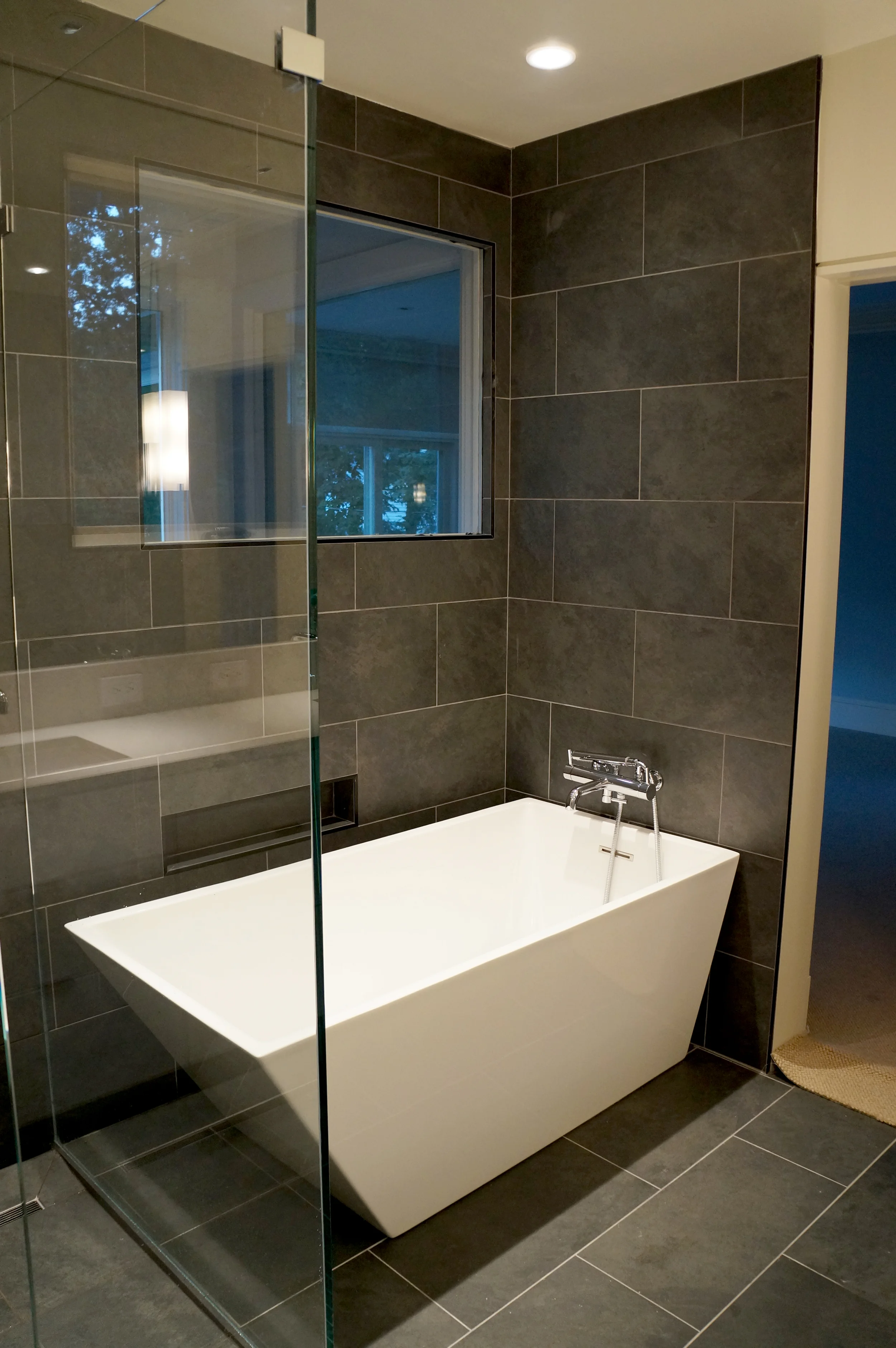  photo copyright  © Pete Ganginis + Daughters  