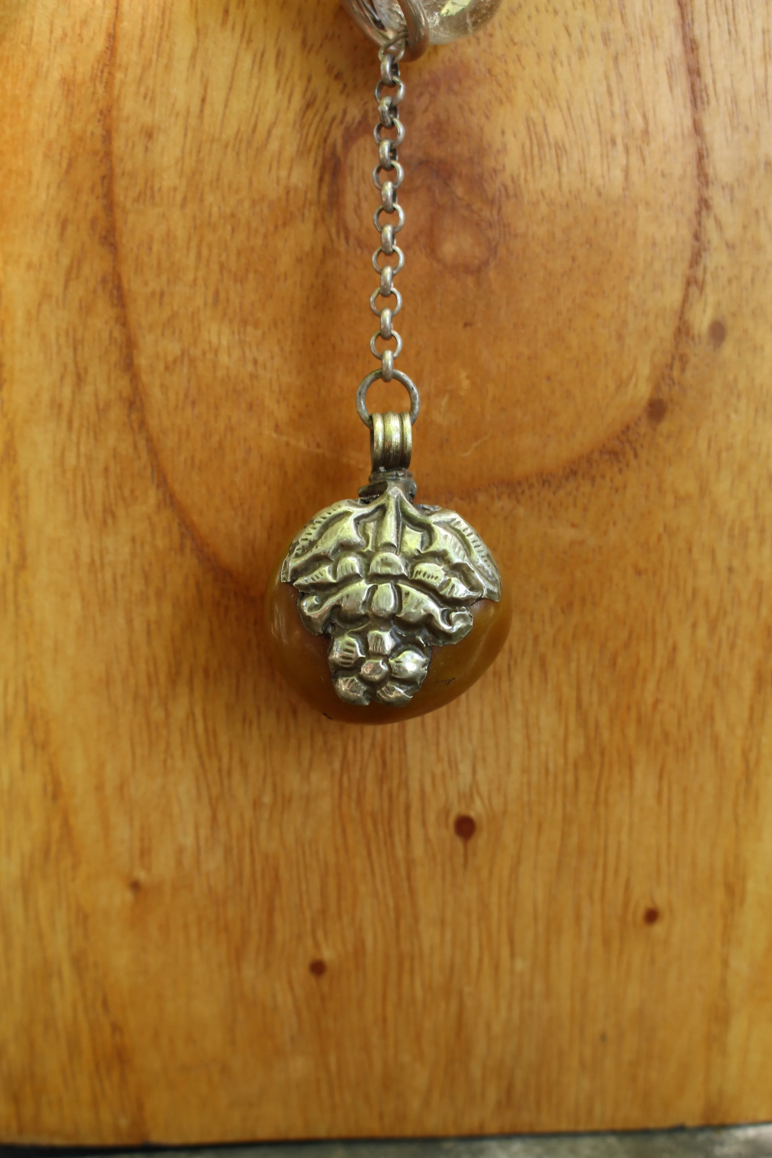 Antique Crystal Coral Necklace Close Up