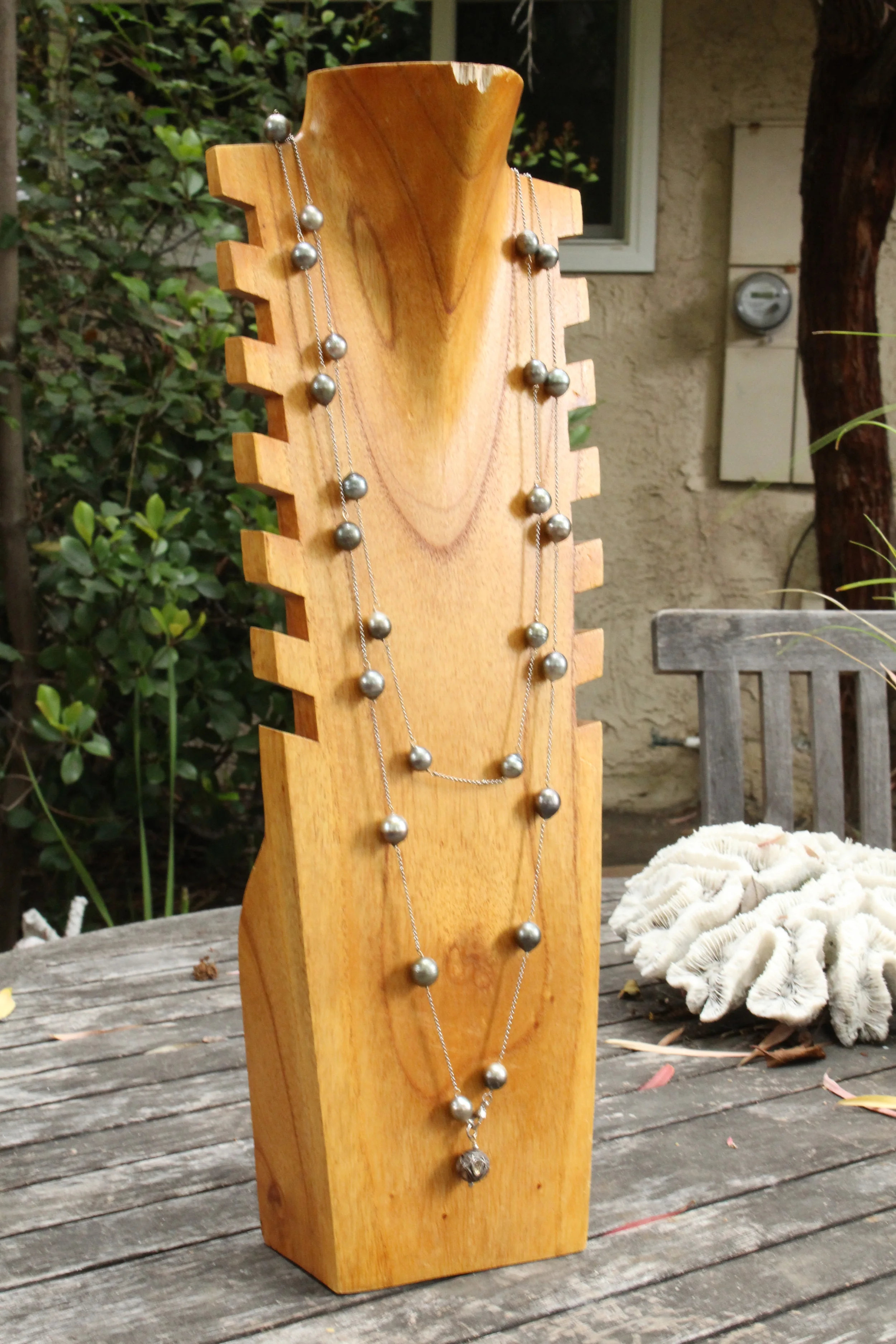 White Gold and Tahitian Pearl Necklace Full Side