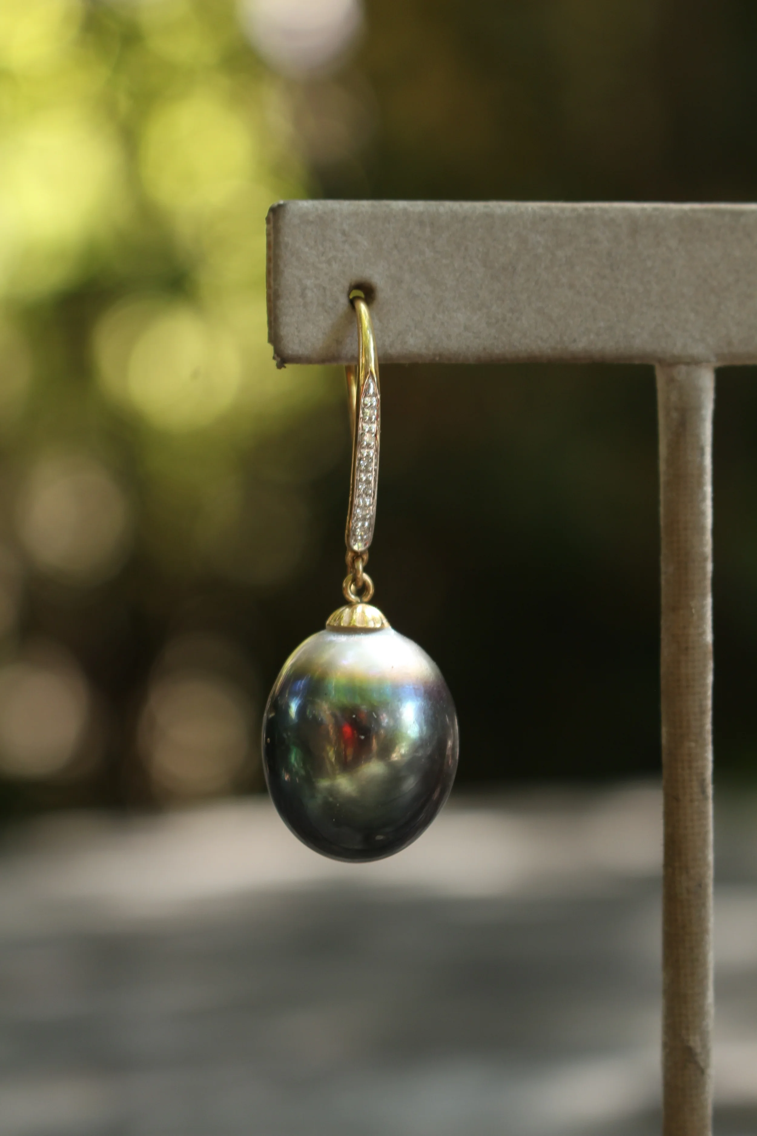 Tahitian Pearl Earrings Close Up