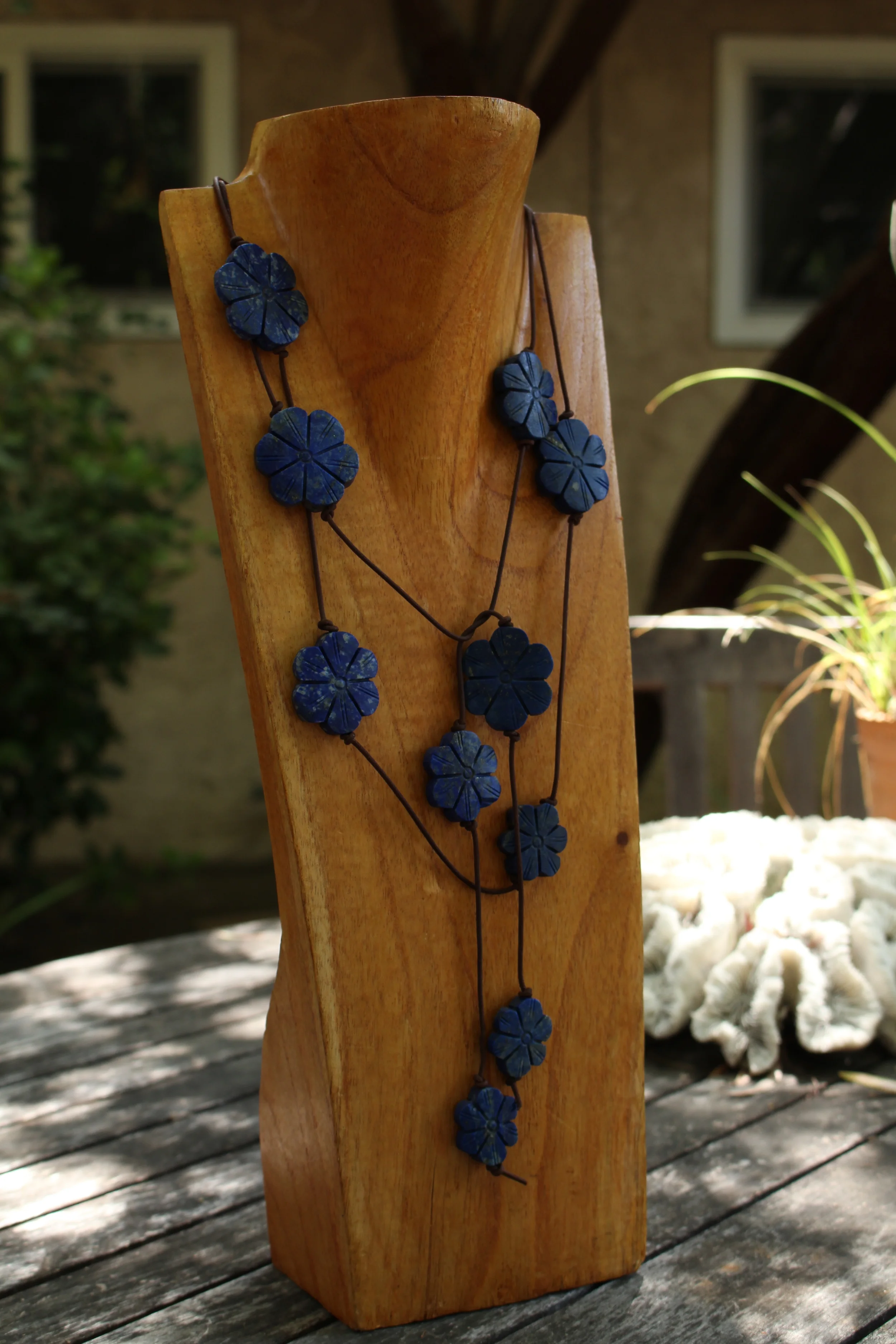 Lapis Flower Wrap Chain Full Side