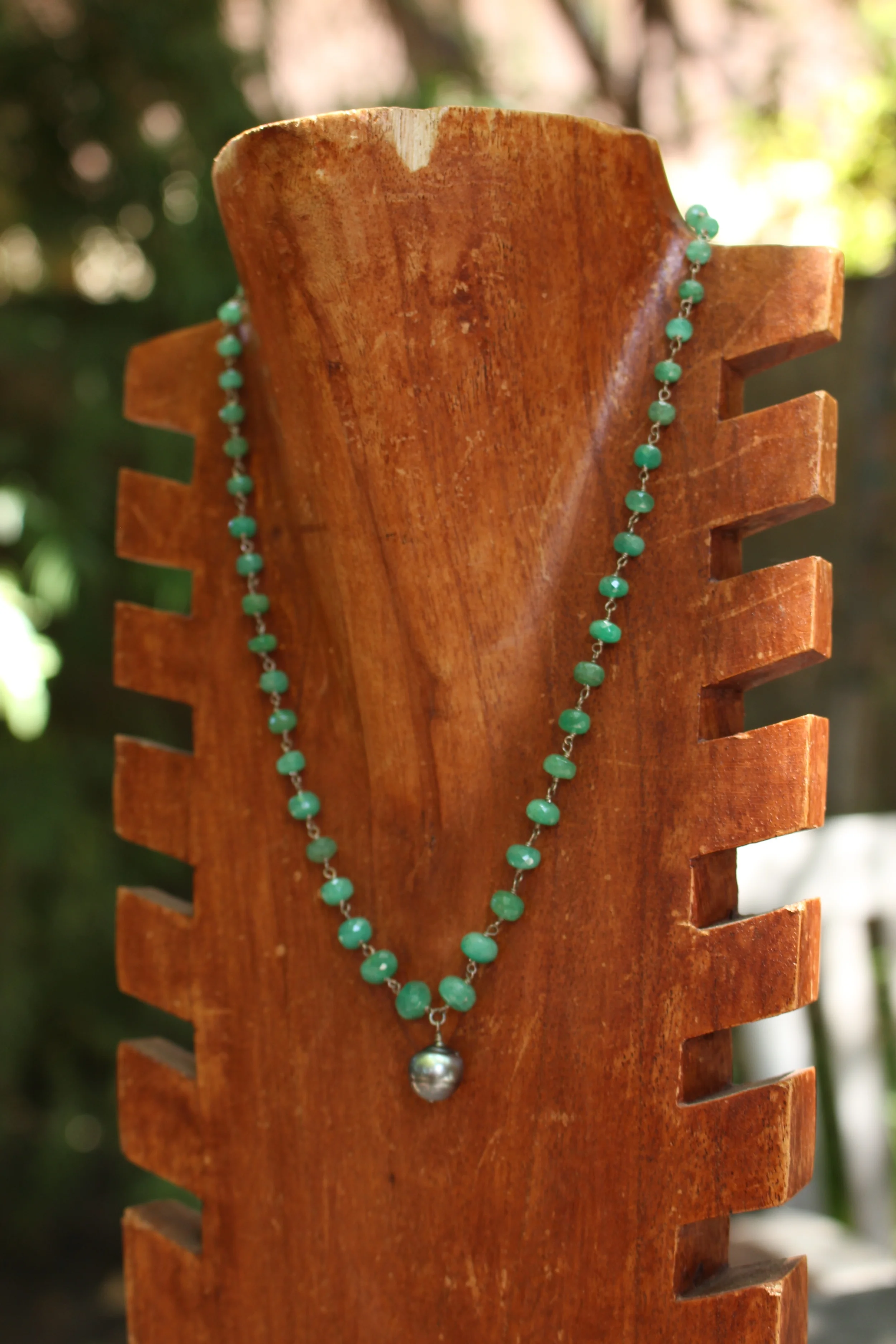 Emerald and Tahitian Pearl Necklace Full Left