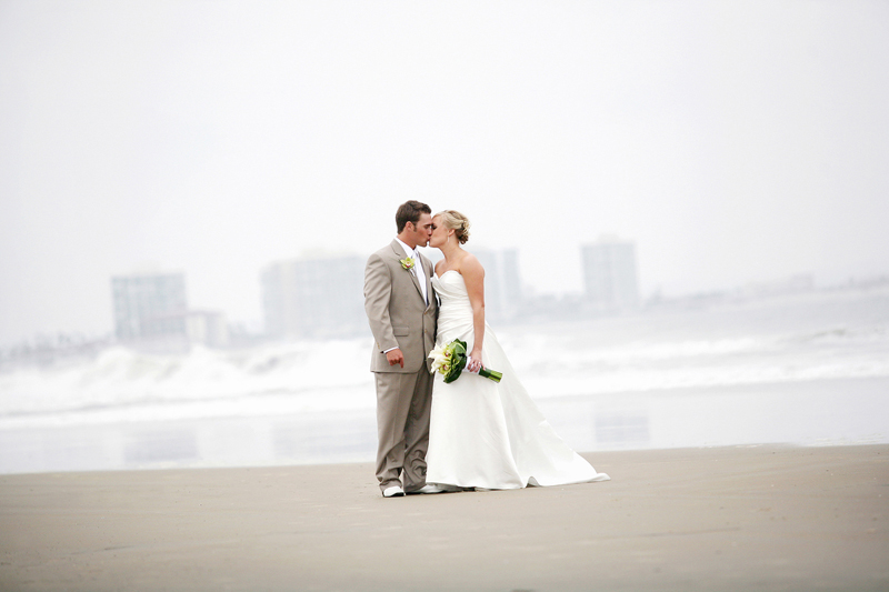 Wedding photography by The Modern Picture. We are Michael and Melissa Petri, a husband and wife photography team based in California. We love that we work together and get to share our passion for life and photography with others. Capturing moments artistically and creating special memories.