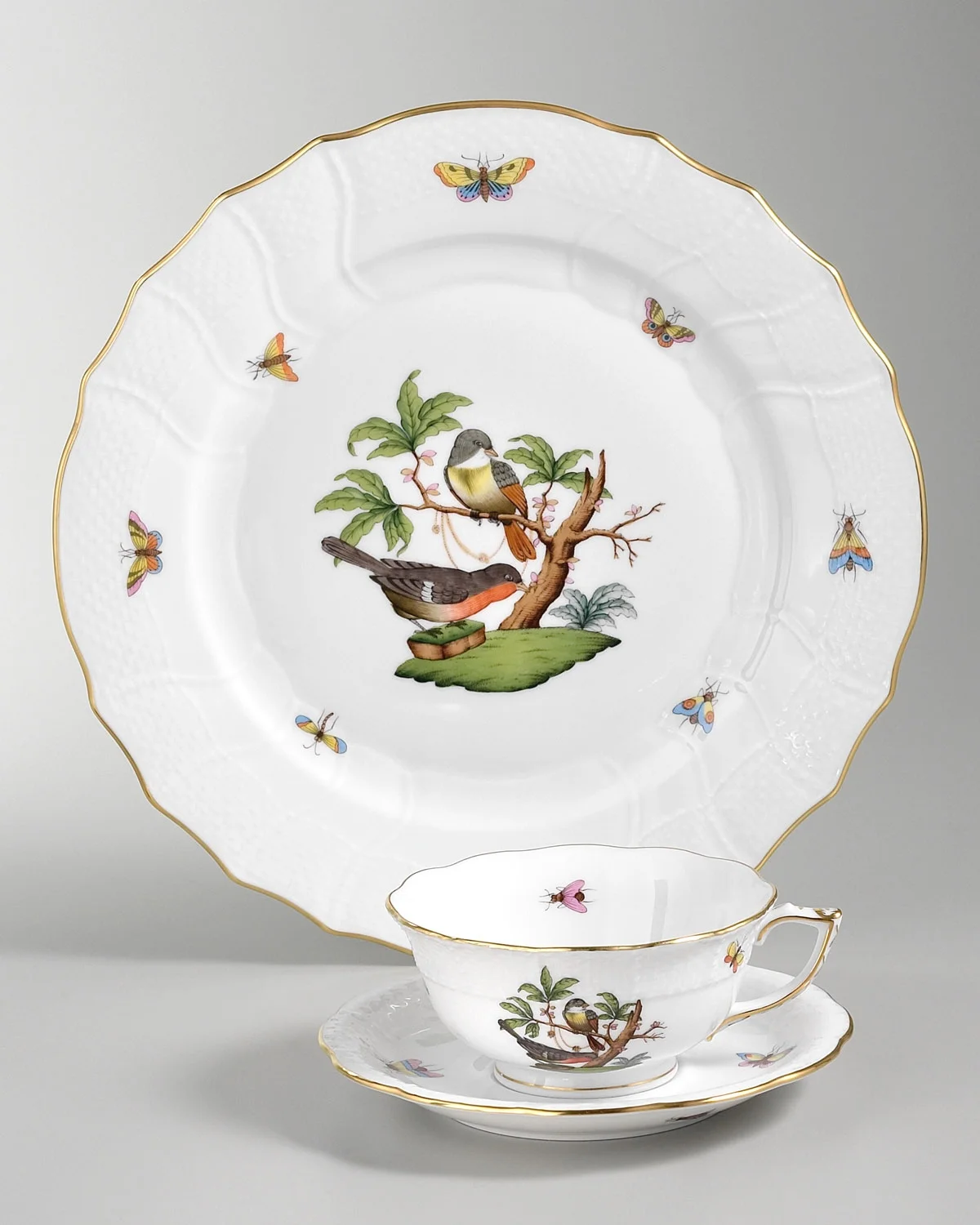 Rothschild Bird with tea cup CHINA NM-0DFK_mz.jpg