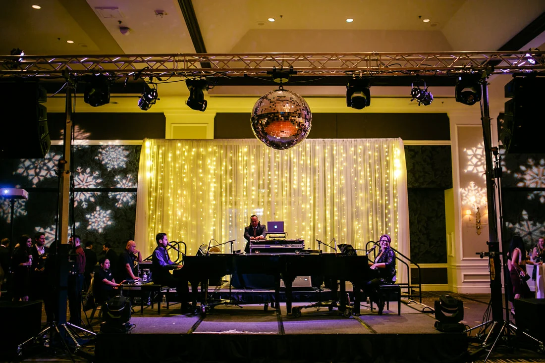 AZ 02dancefloor-stryker2017-175_orig.jpg