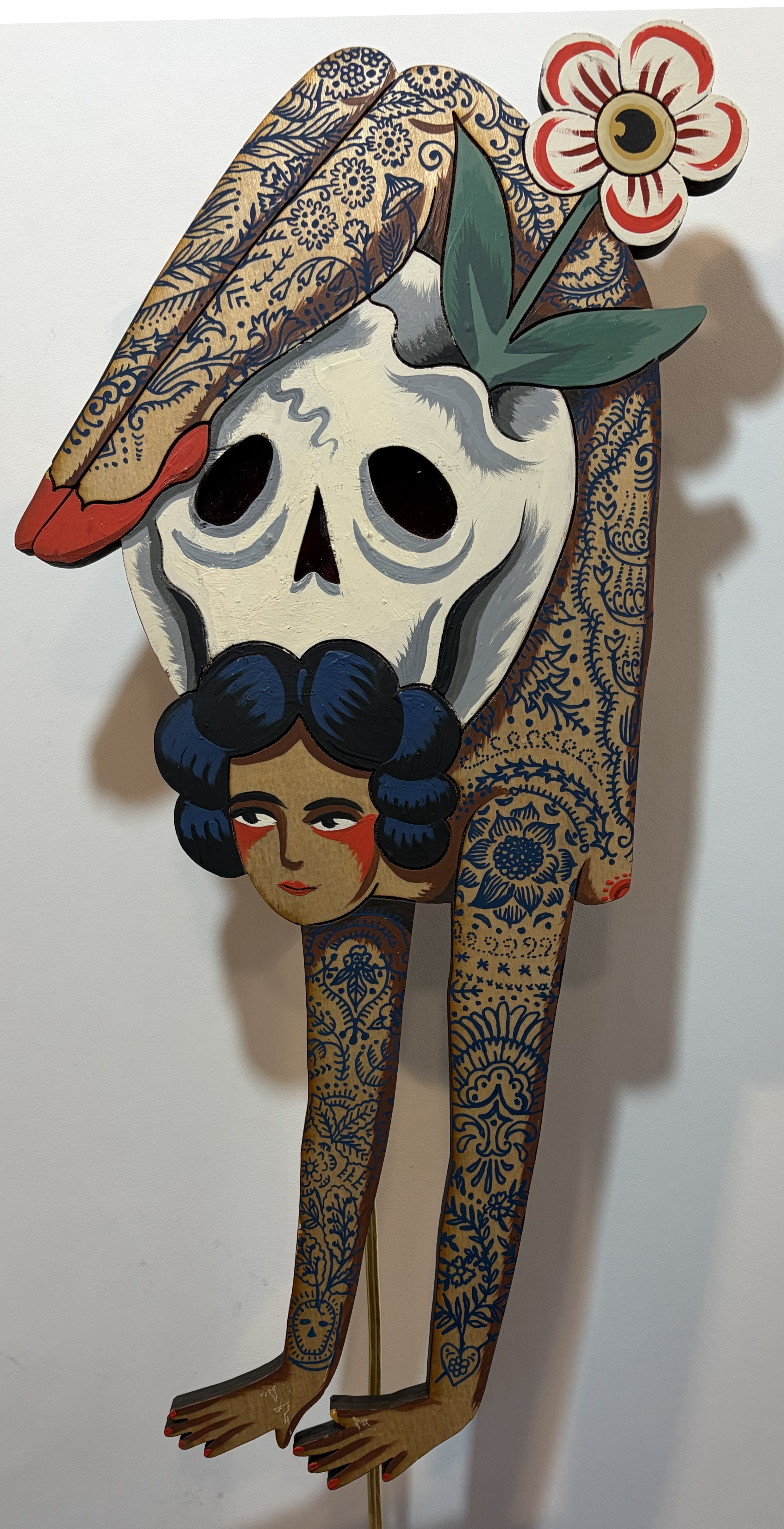 skull girl lamp.jpg