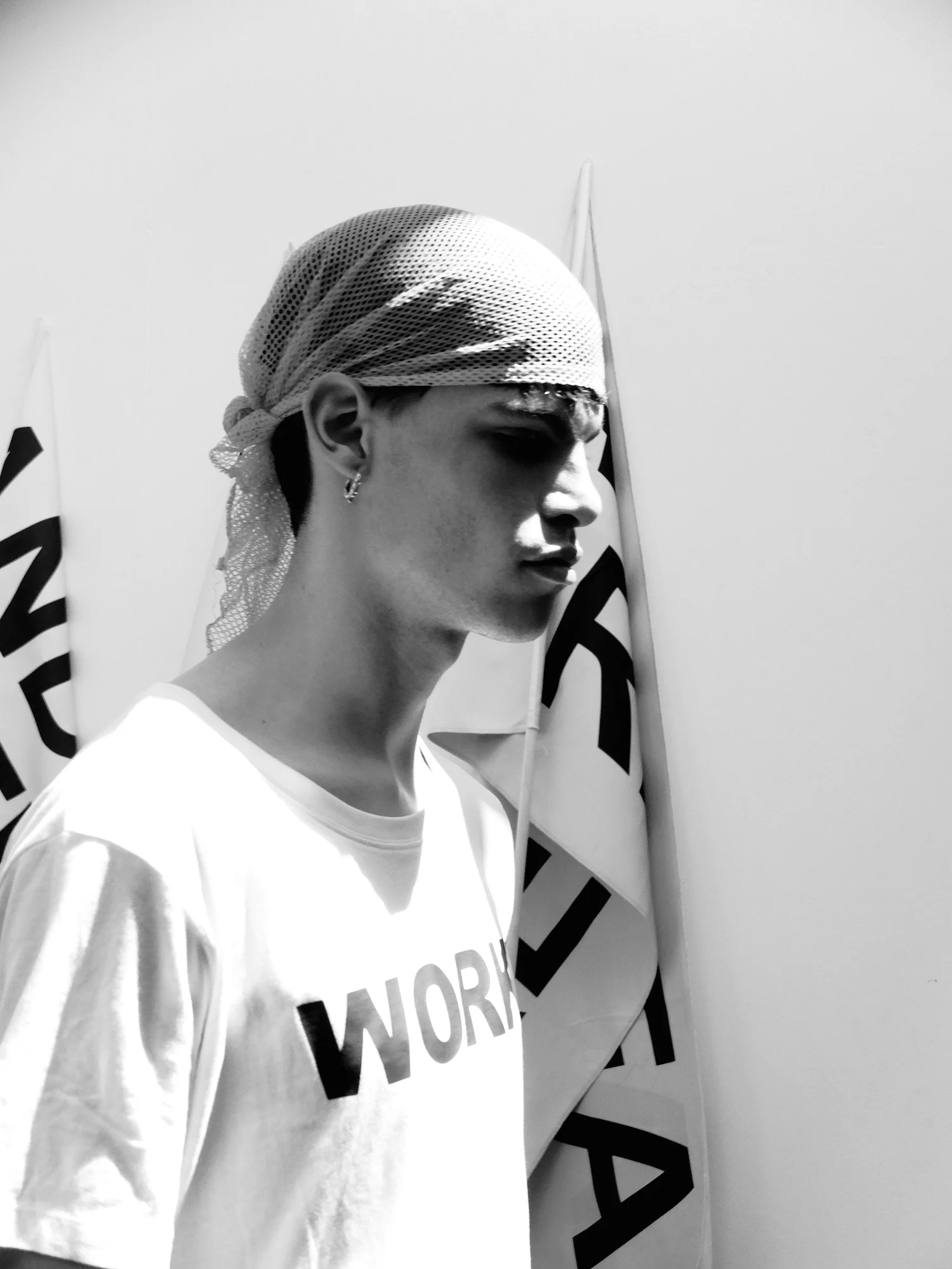 Backstage_SS17_Paris_Lisa_Lapierre_Behind_The_Blinds_34.JPG