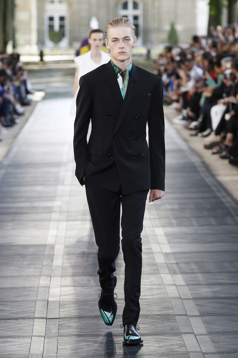 BERLUTI_SS20_Behind_The_Blinds_Magazine_Berluti Summer 2020 Look 01.jpg