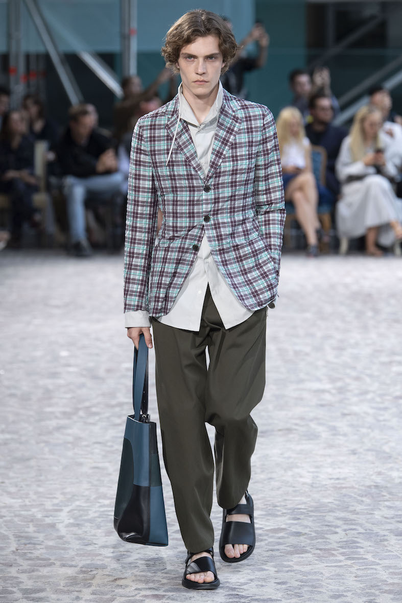 Look 04_Hermes_defile_paphpe20@jeanfrancoisjose03.jpg
