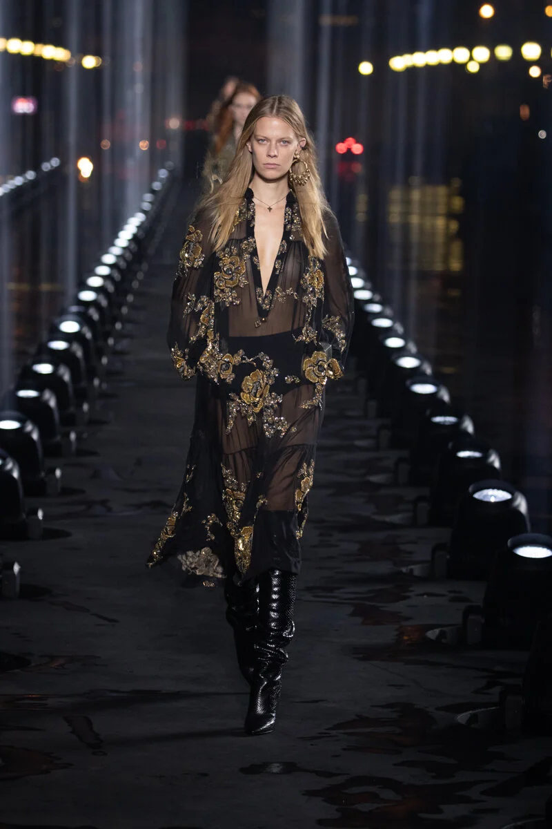 SAINT LAURENT_SUMMER20_RUNWAY_32.jpg