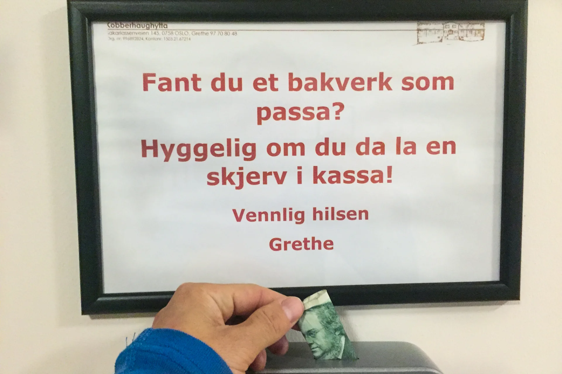 Takk Grethe for sjokoladekaka sist. Da er gjelden gjort opp.