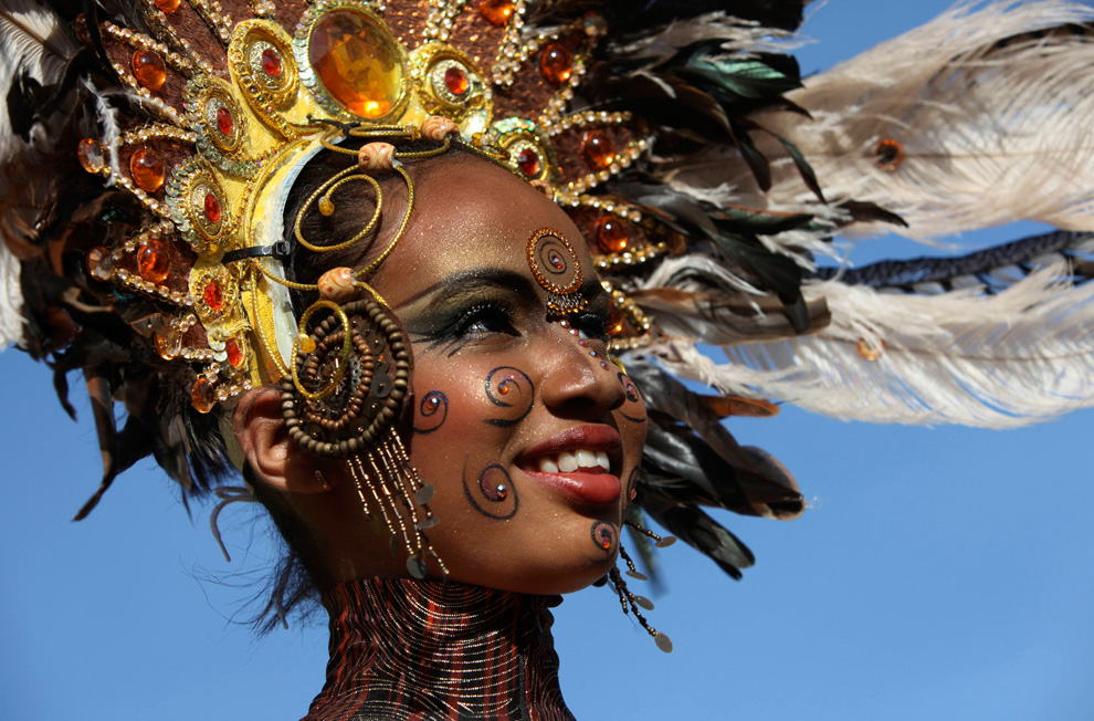 YES - we will see the Carnaval!!