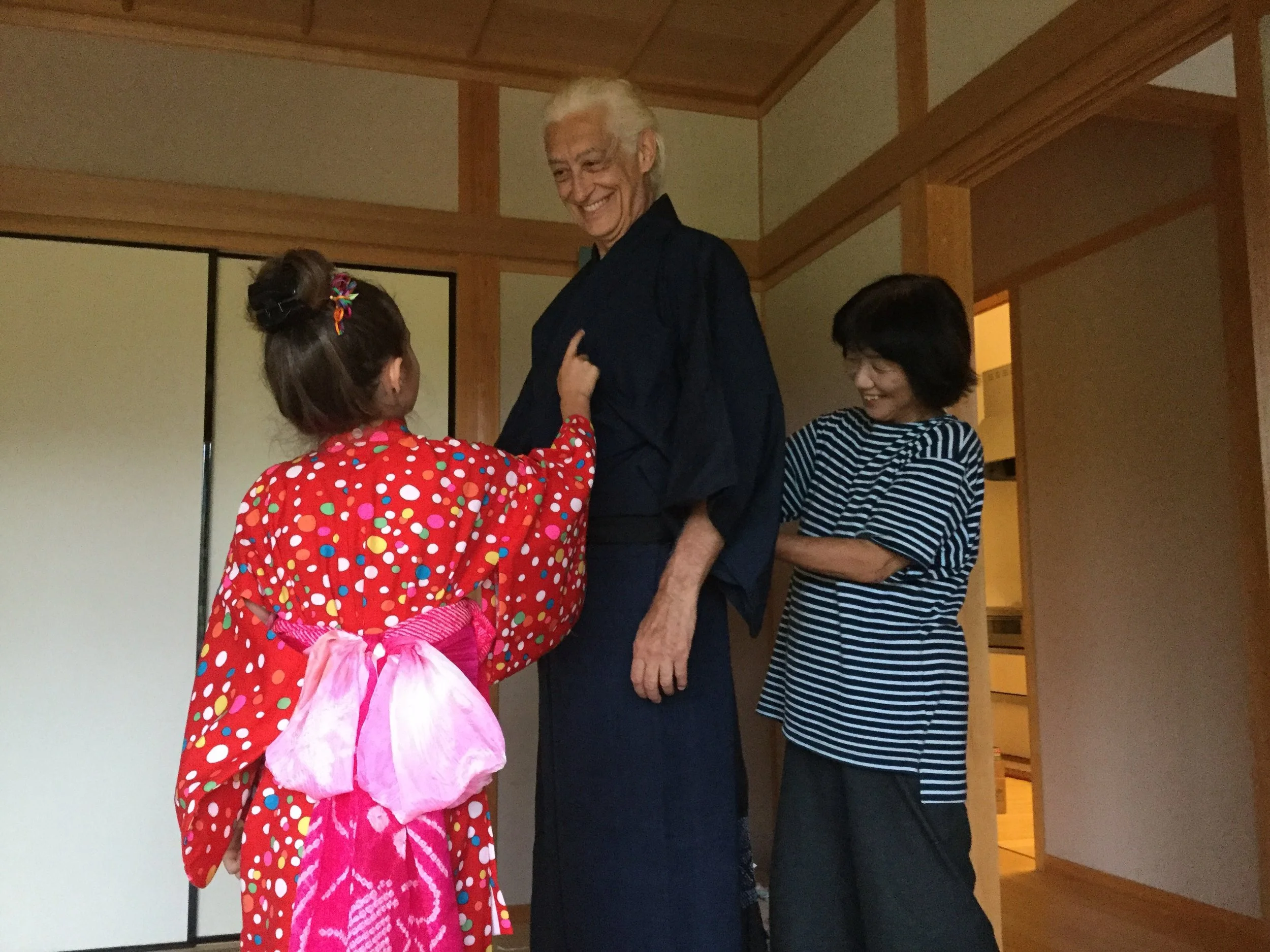 Then Dante got the men's kimono