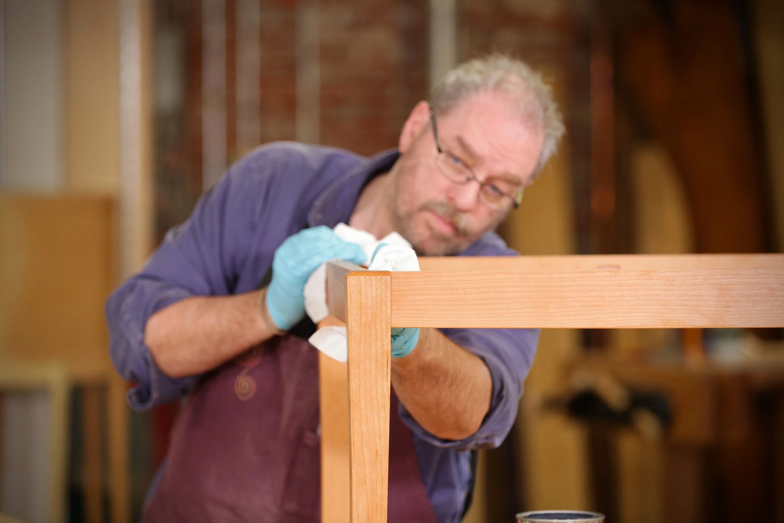 Applying an oil finish