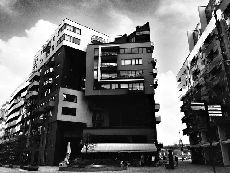 Aker Brygge, photo credit Perry Argiropoulos ( perryja.com )