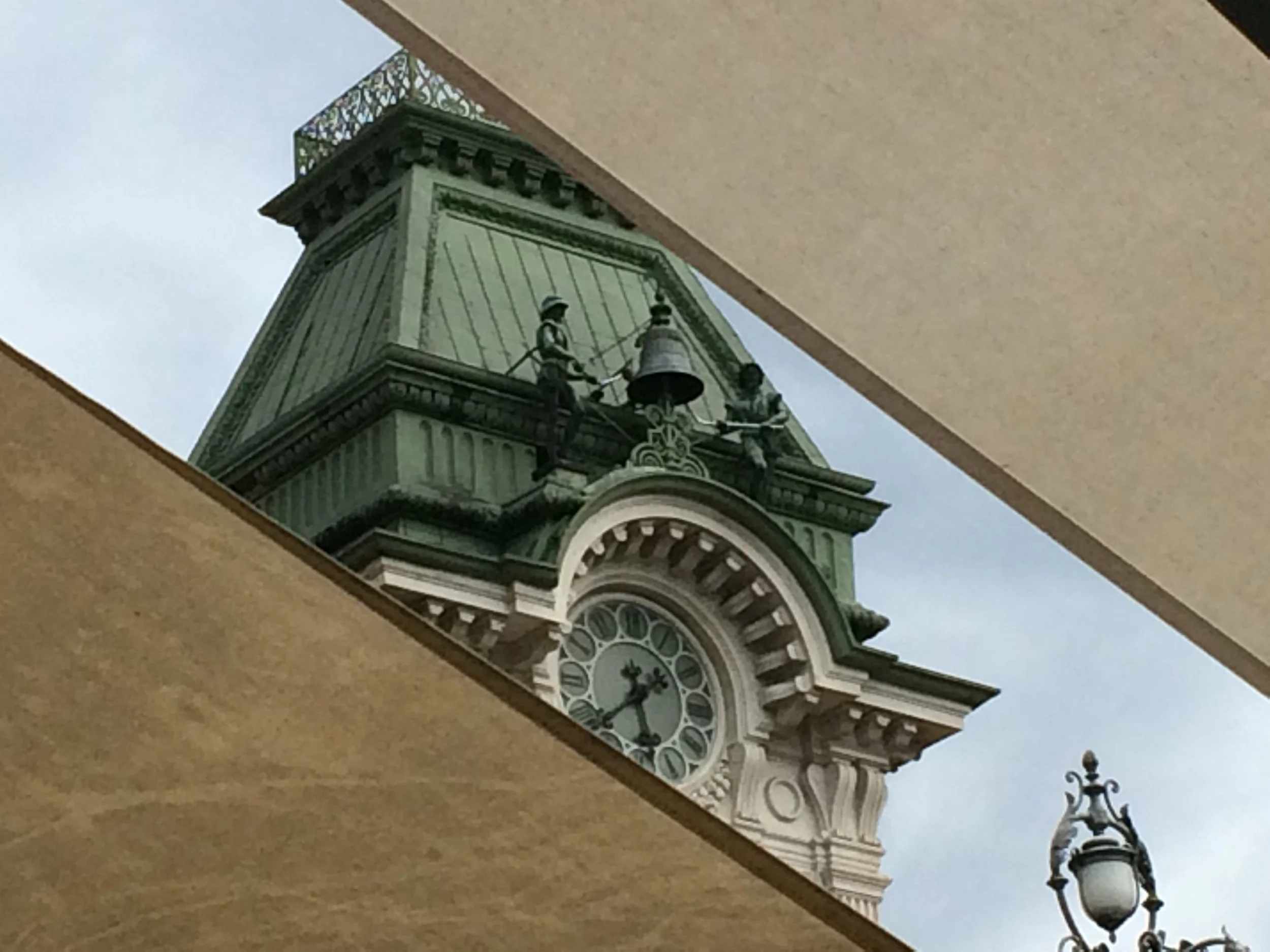 Peek of City Hall from Caffe Degli Specchi