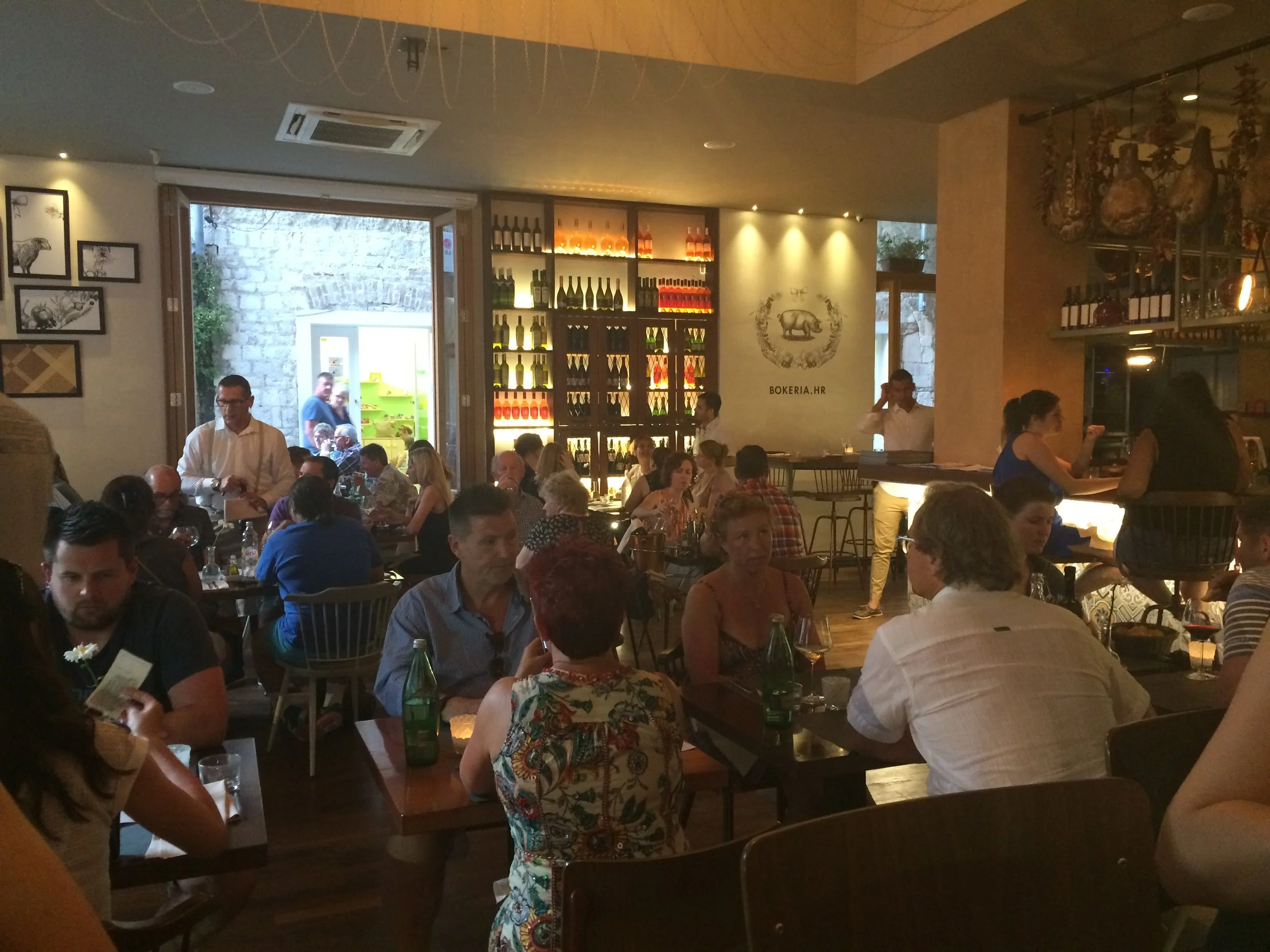 Bokeria: Be sure and make a reservation!