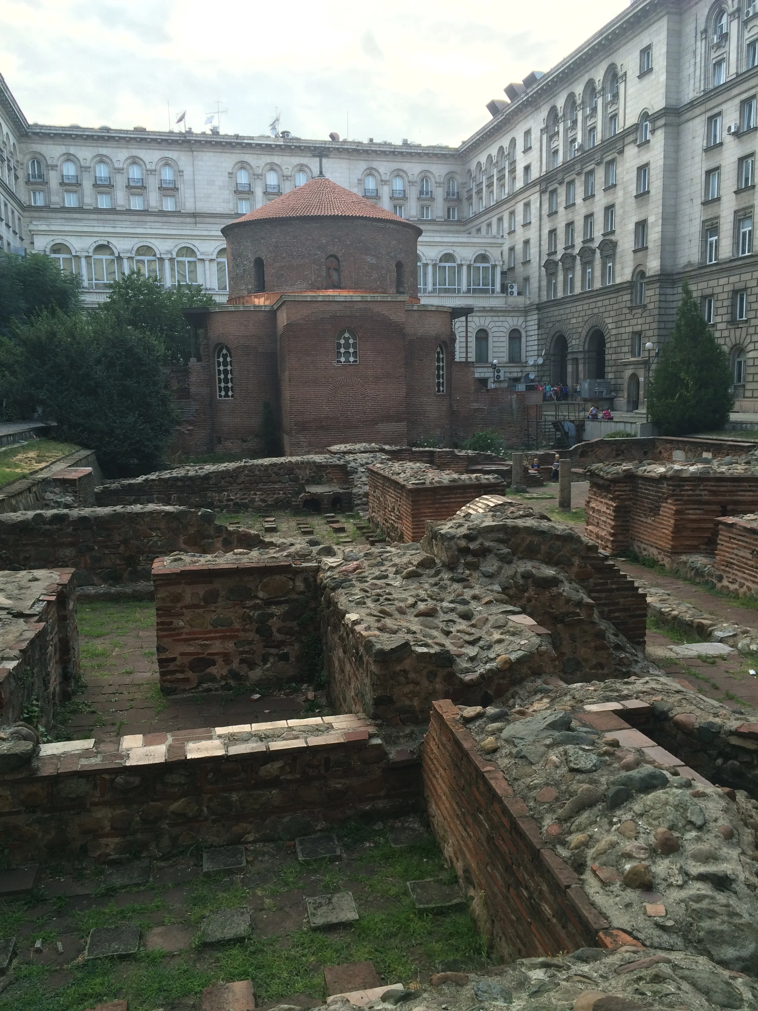 Roman ruins and Ottoman mosque