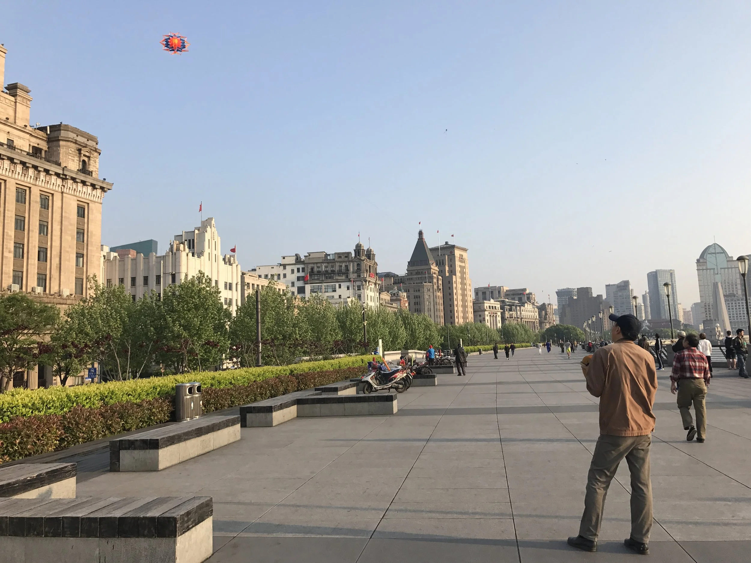 Early morning on the Bund