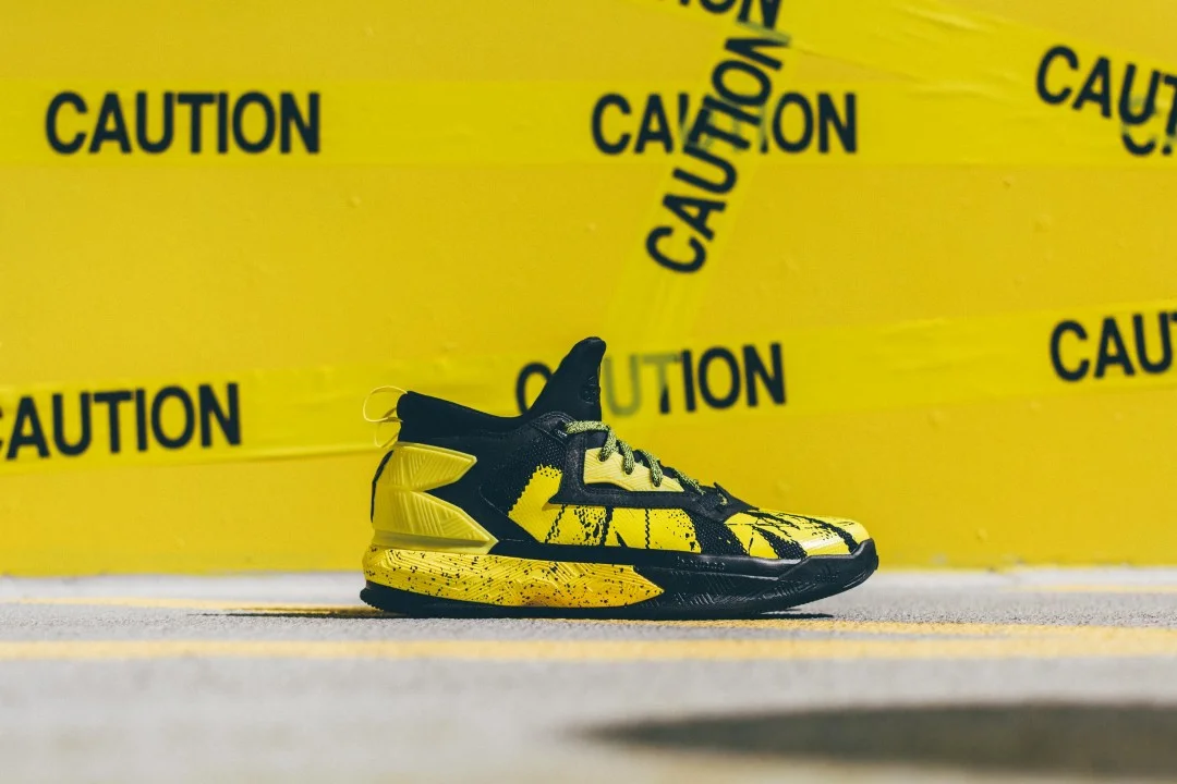 damian lillard shoes yellow