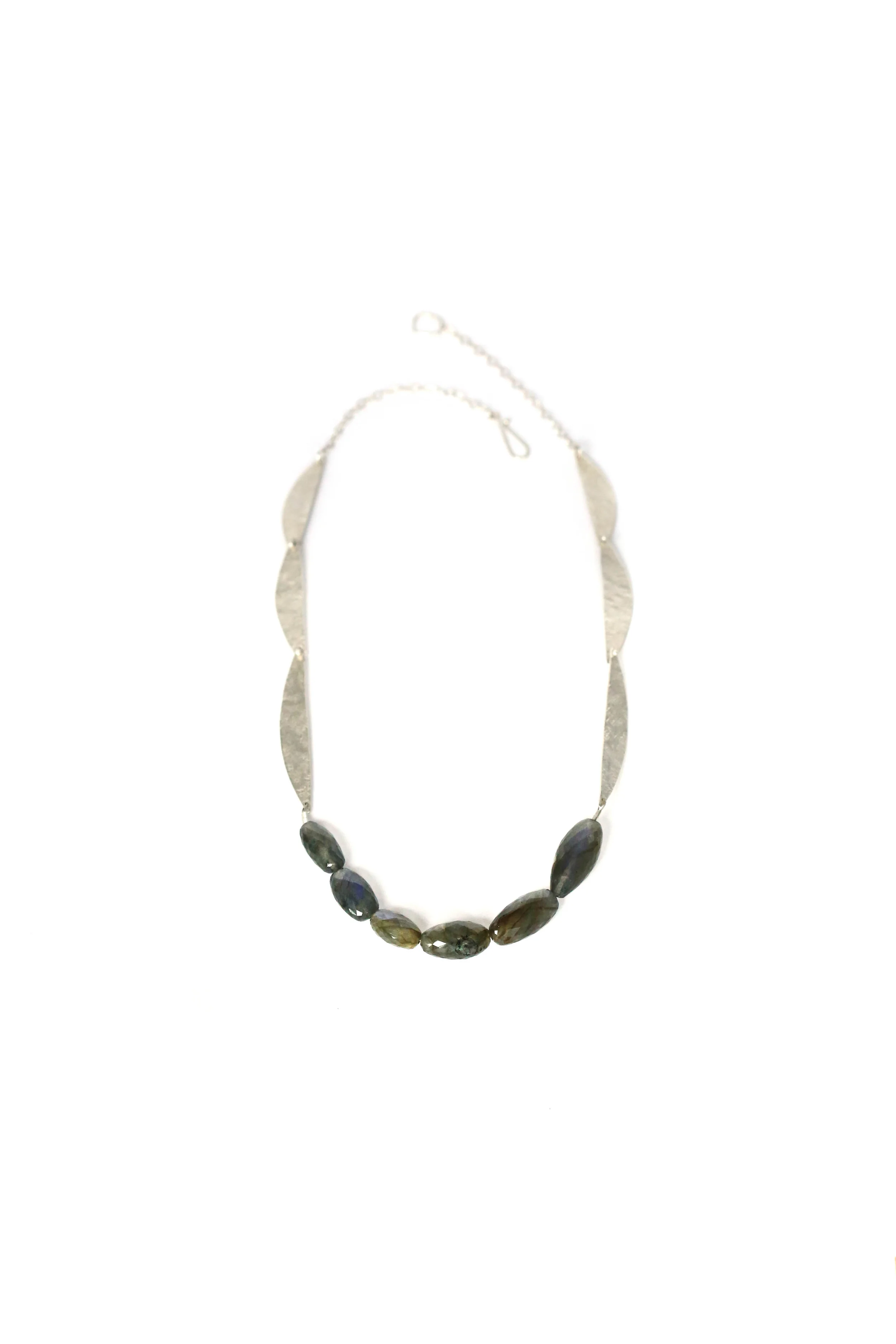 BrittaKauppila-Brittalynndesign-sterlingsilver-labradorite-necklace-handmadejewelry-ripplenecklace.jpg