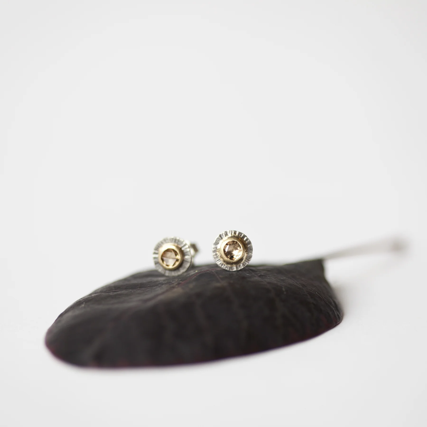 a mano-britta lynn design-fine jewelry-silver-gold-rosecut-diamond-stud-earrings-sparkle-handmade.jpg