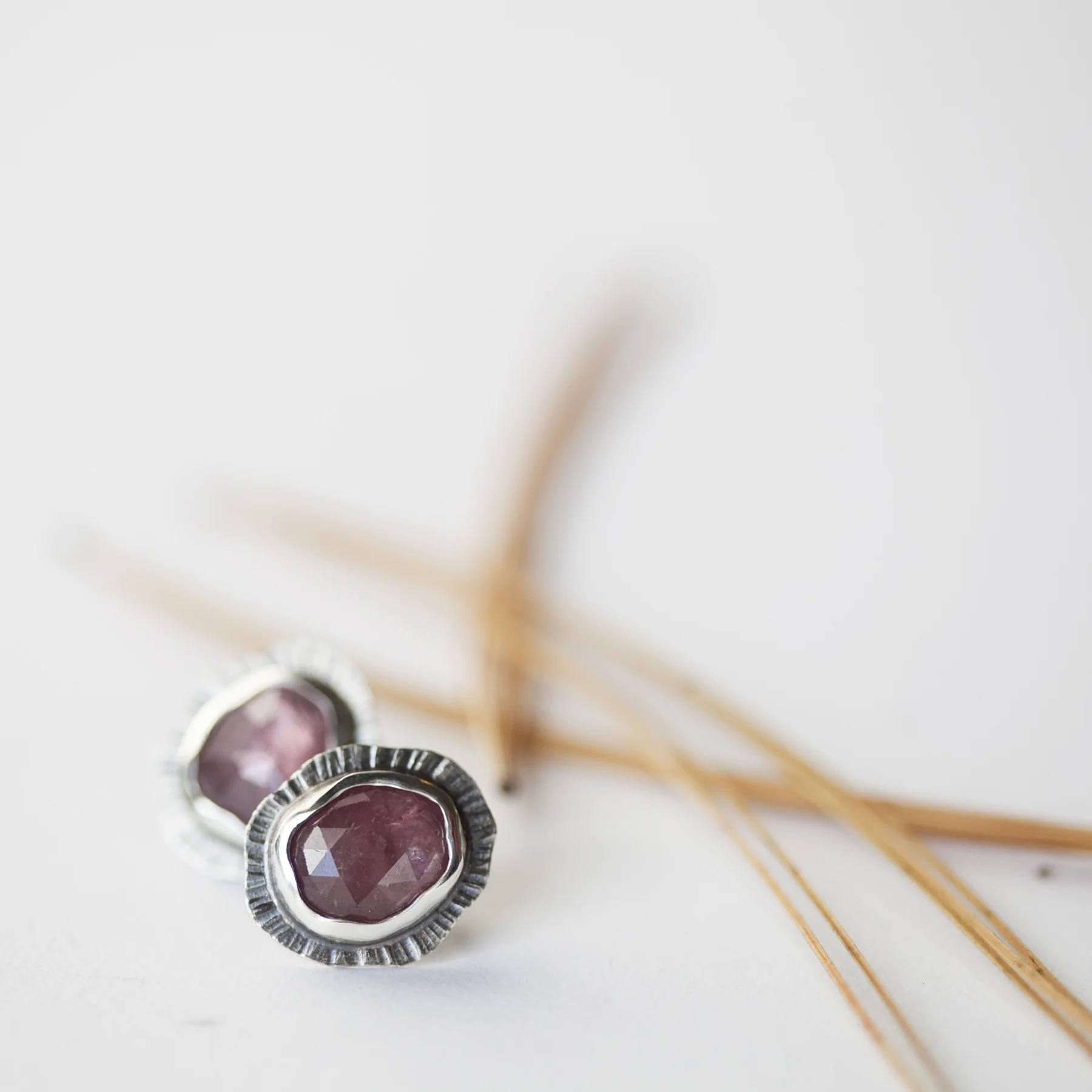a mano-britta lynn design-kauppila-rosecut-sapphire-pink-silver-stud-earrings2.jpg